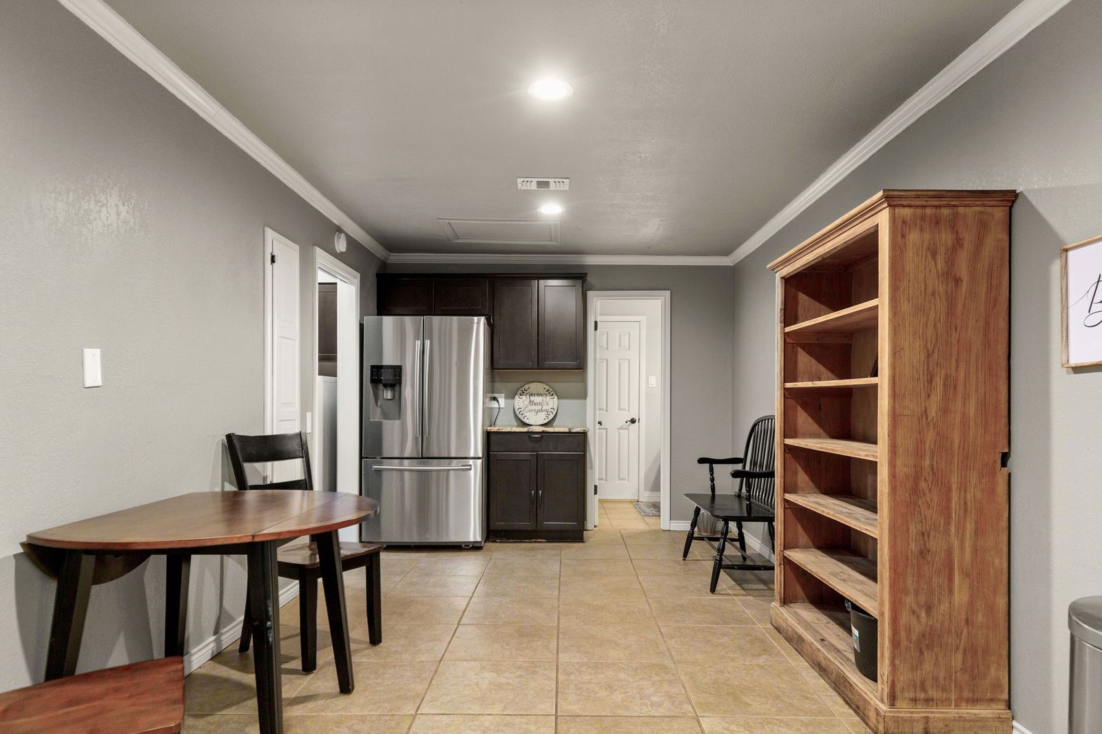 1464 Lakeside Drive W Property Photo 35