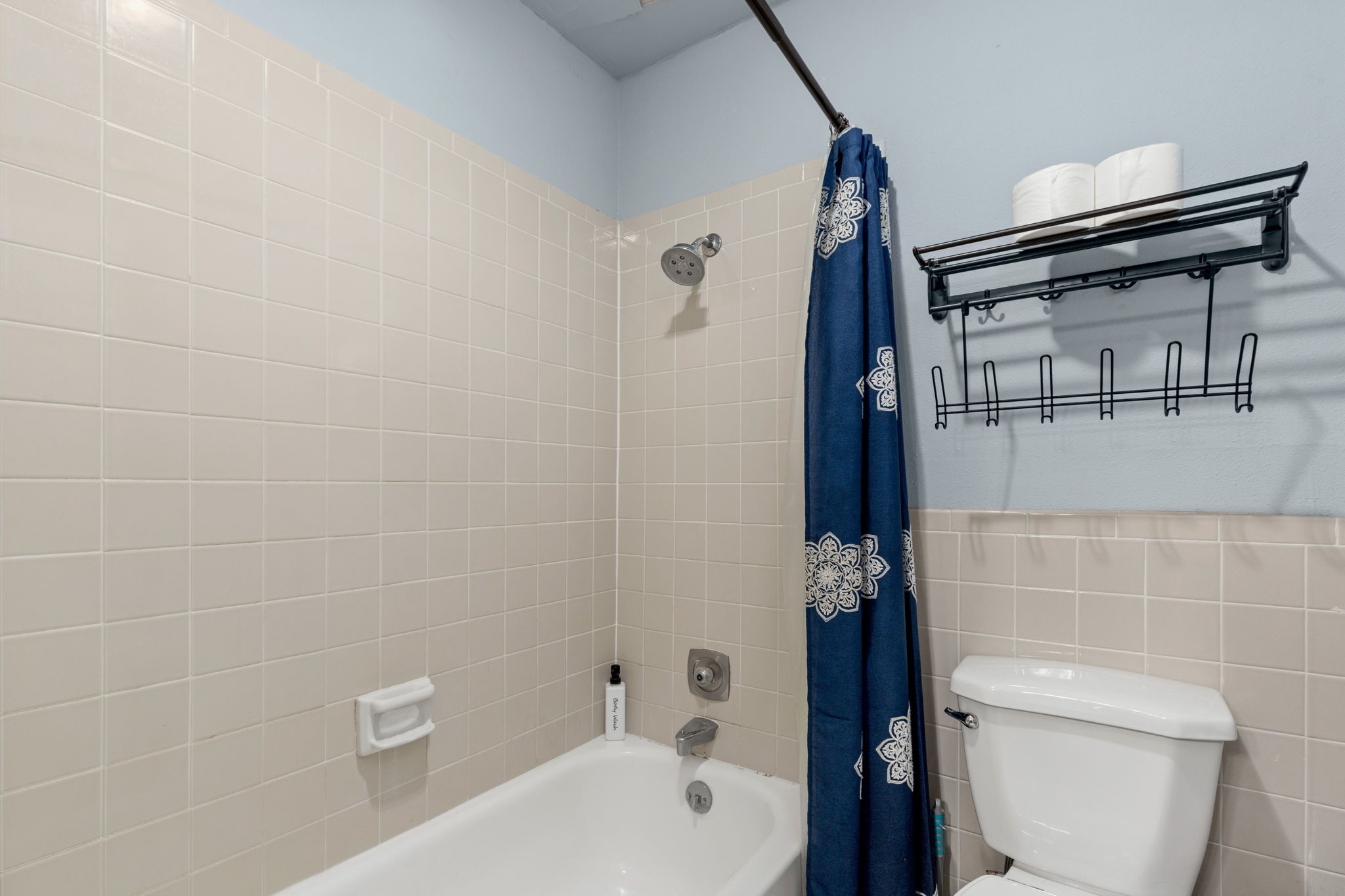 1464 Lakeside Drive W Property Photo 38