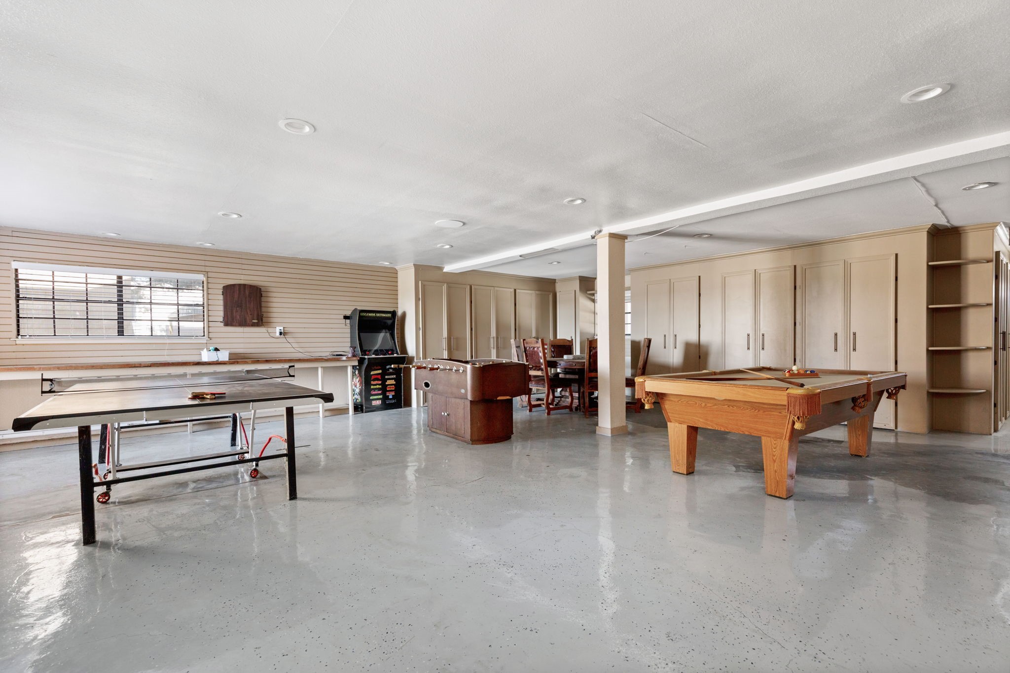1464 Lakeside Drive W Property Photo 39