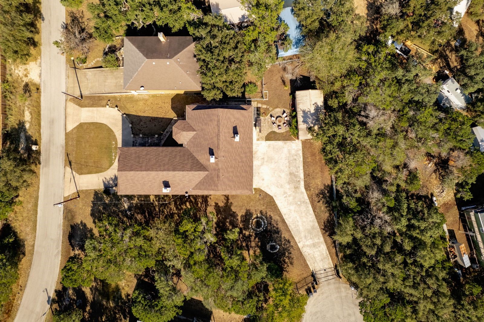 1464 Lakeside Drive W Property Photo 46