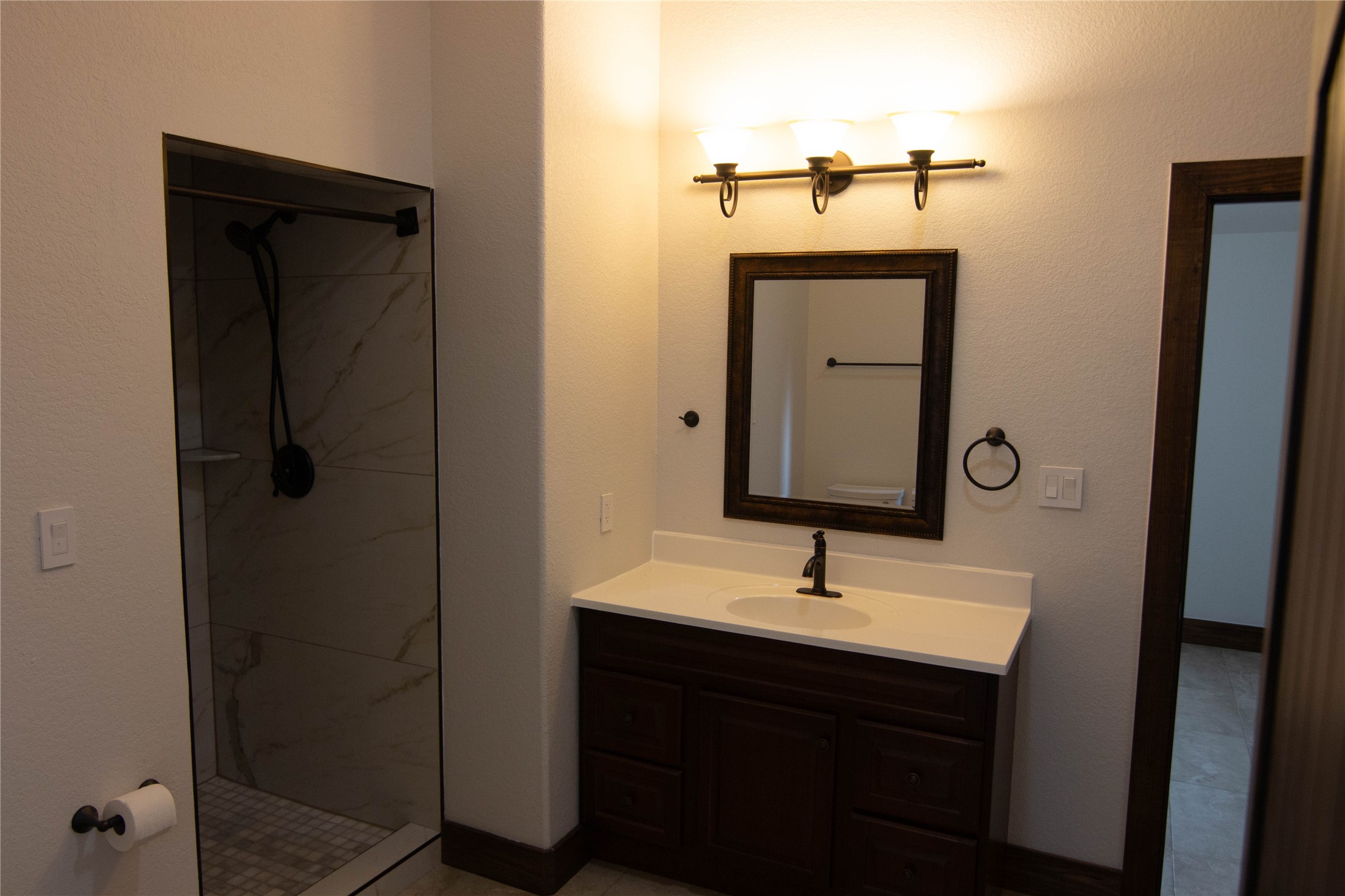 29511b Turnbury Village Drive Property Photo 17