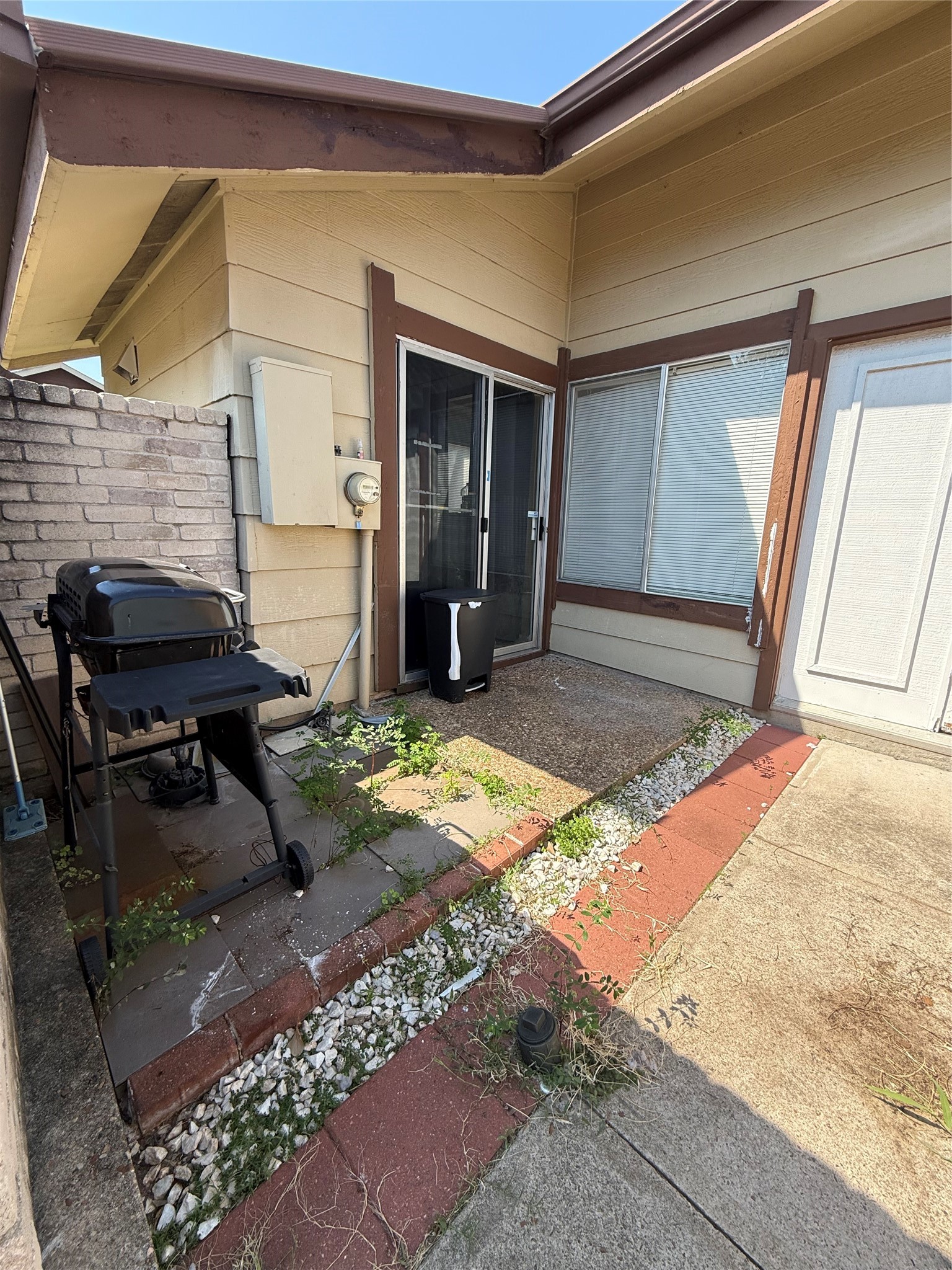 12550 Newbrook Dr Property Photo 3