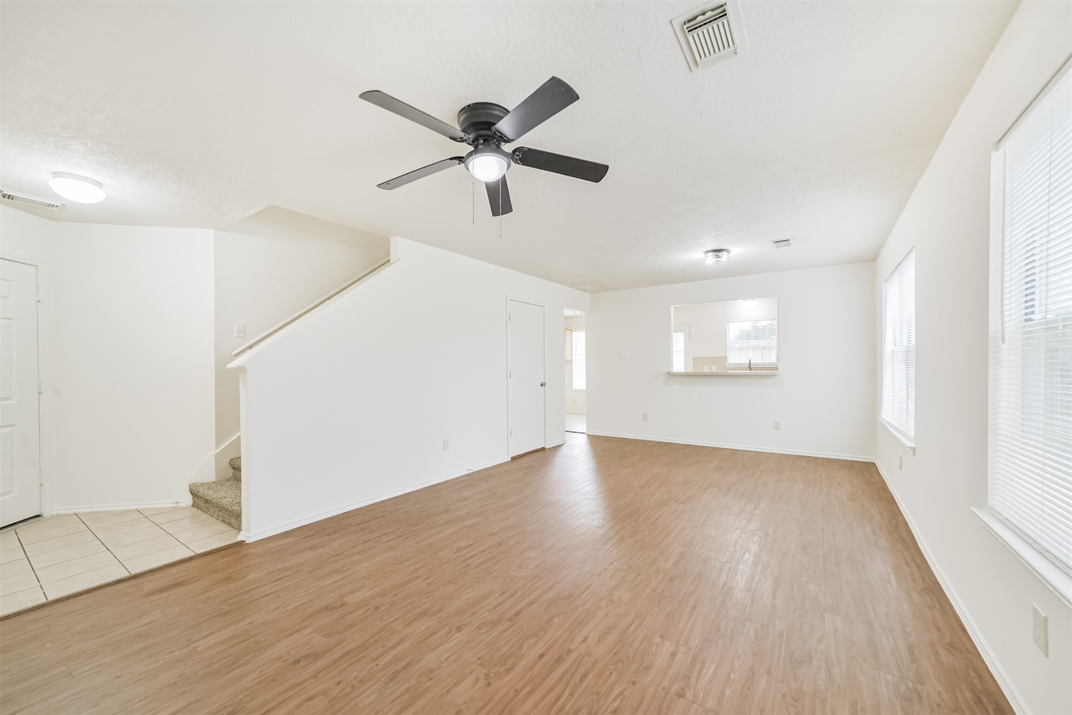 33318 Cottonwood Bend Property Photo 6