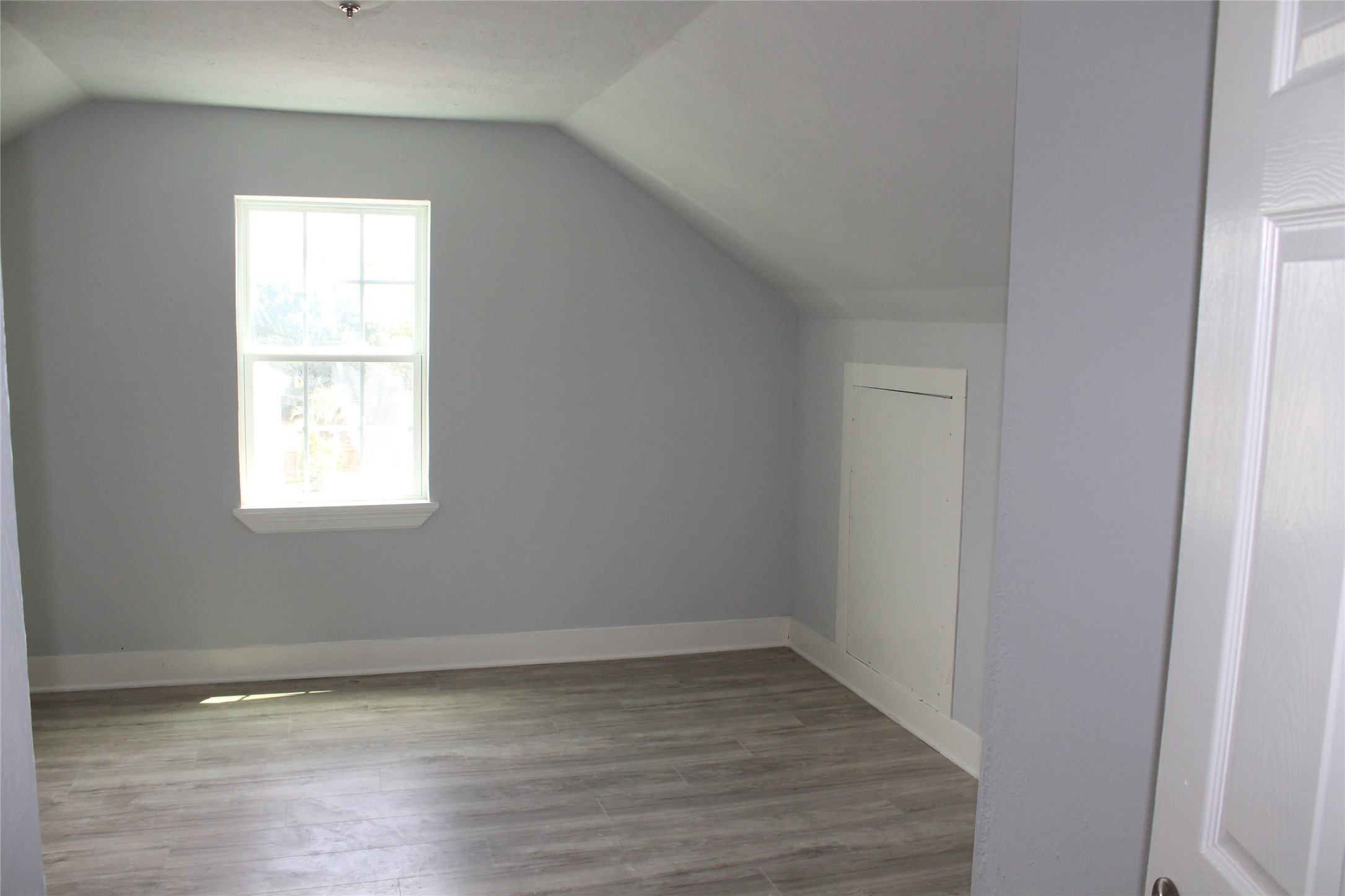 1015 30th Street 3 Property Photo 14