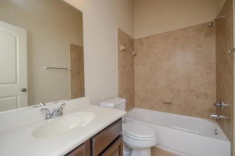 2610 Briar Rose Court Property Photo 9