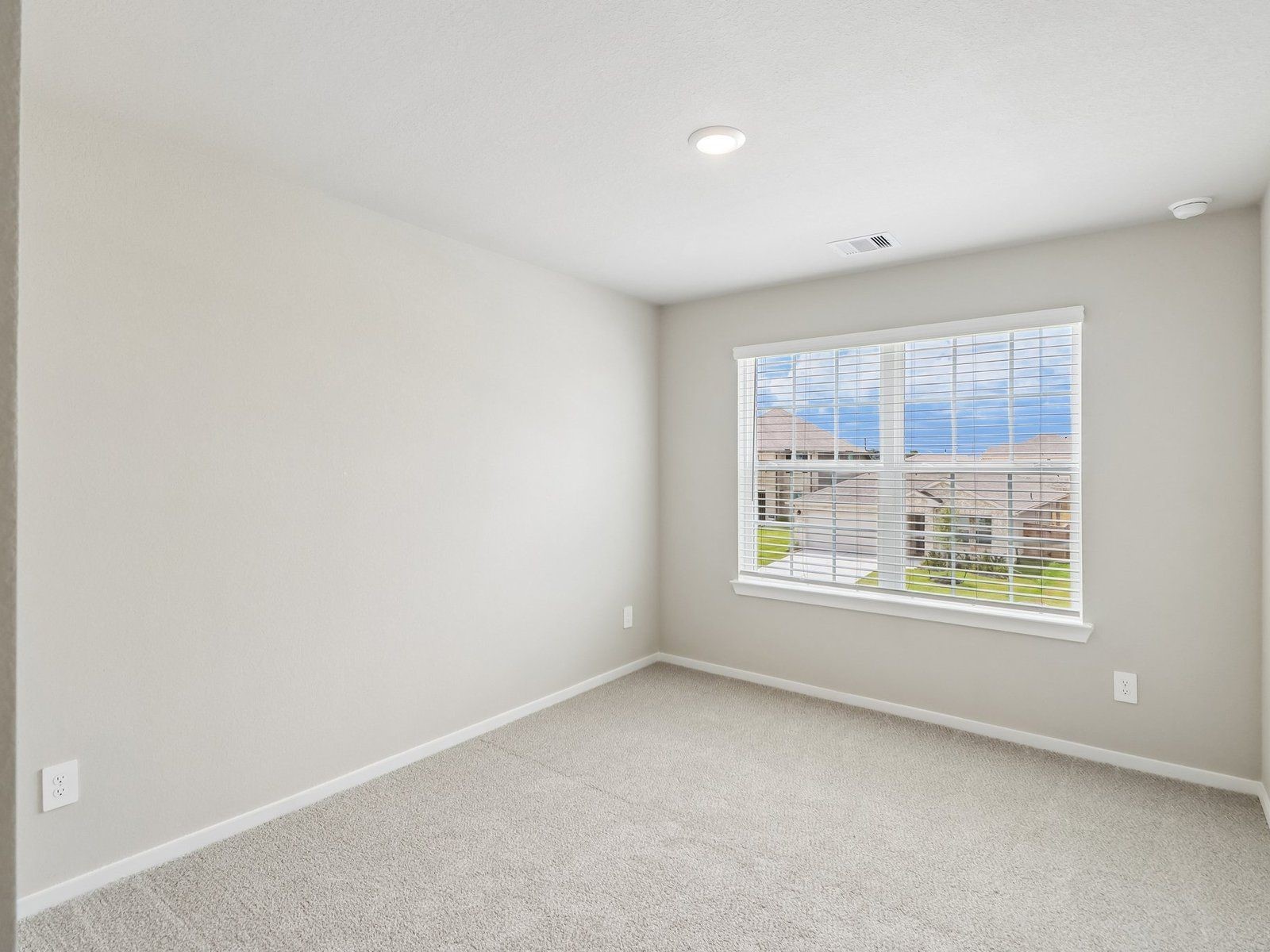 12035 Marlin Strait Drive Property Photo 6