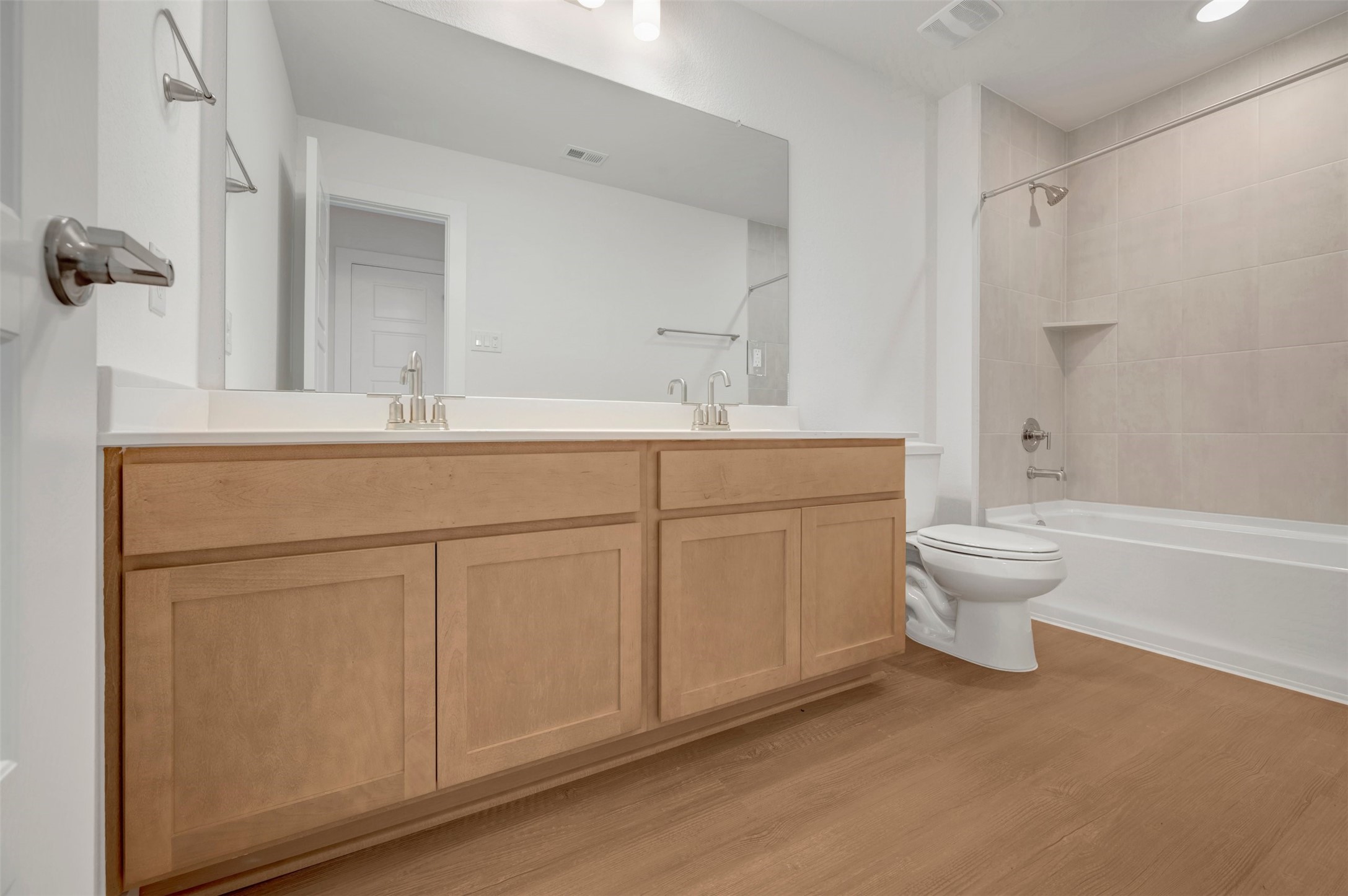 1615 Birch Wood Drive Property Photo 21