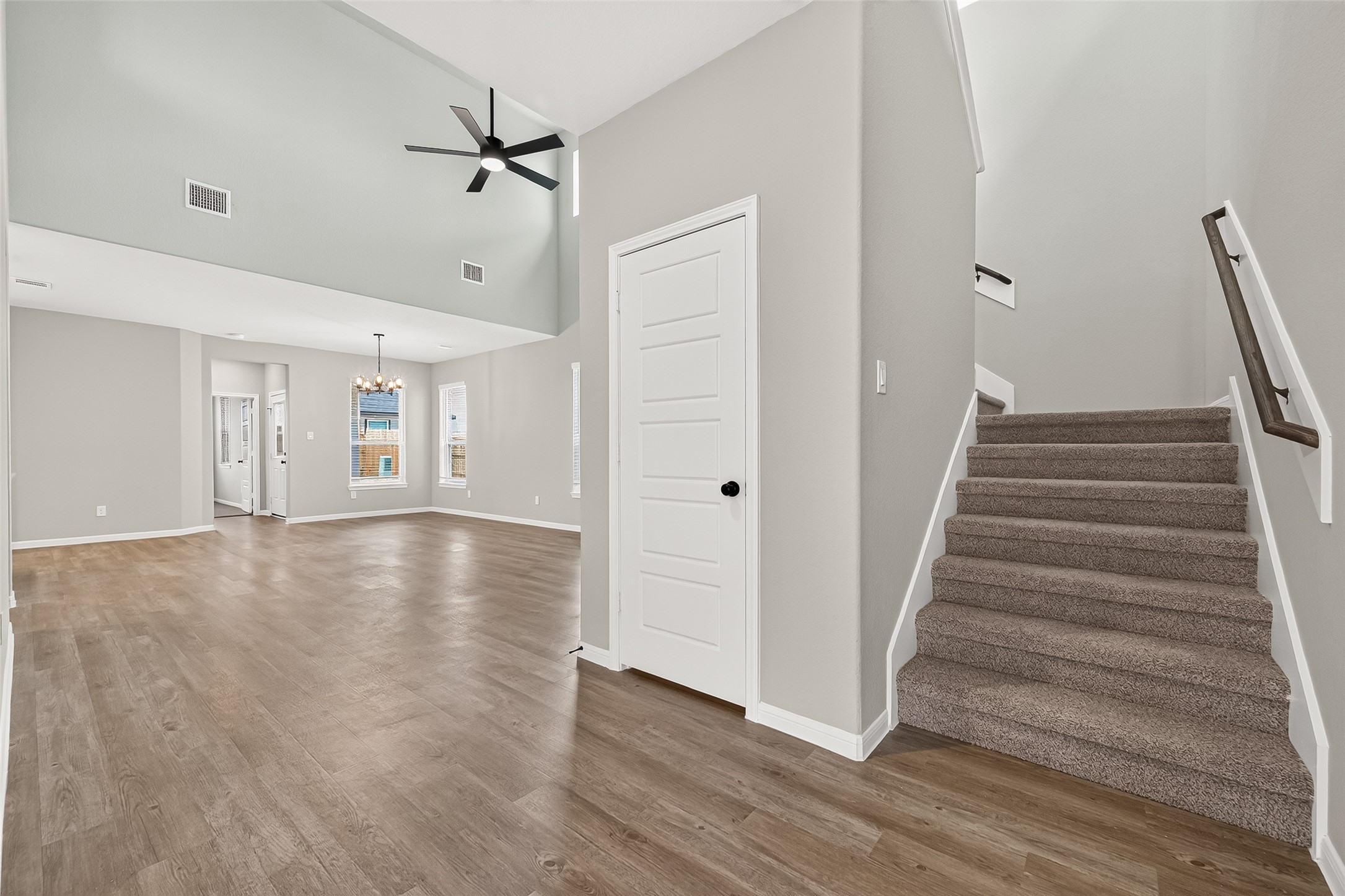 437 San Sebastian Place Property Photo 5