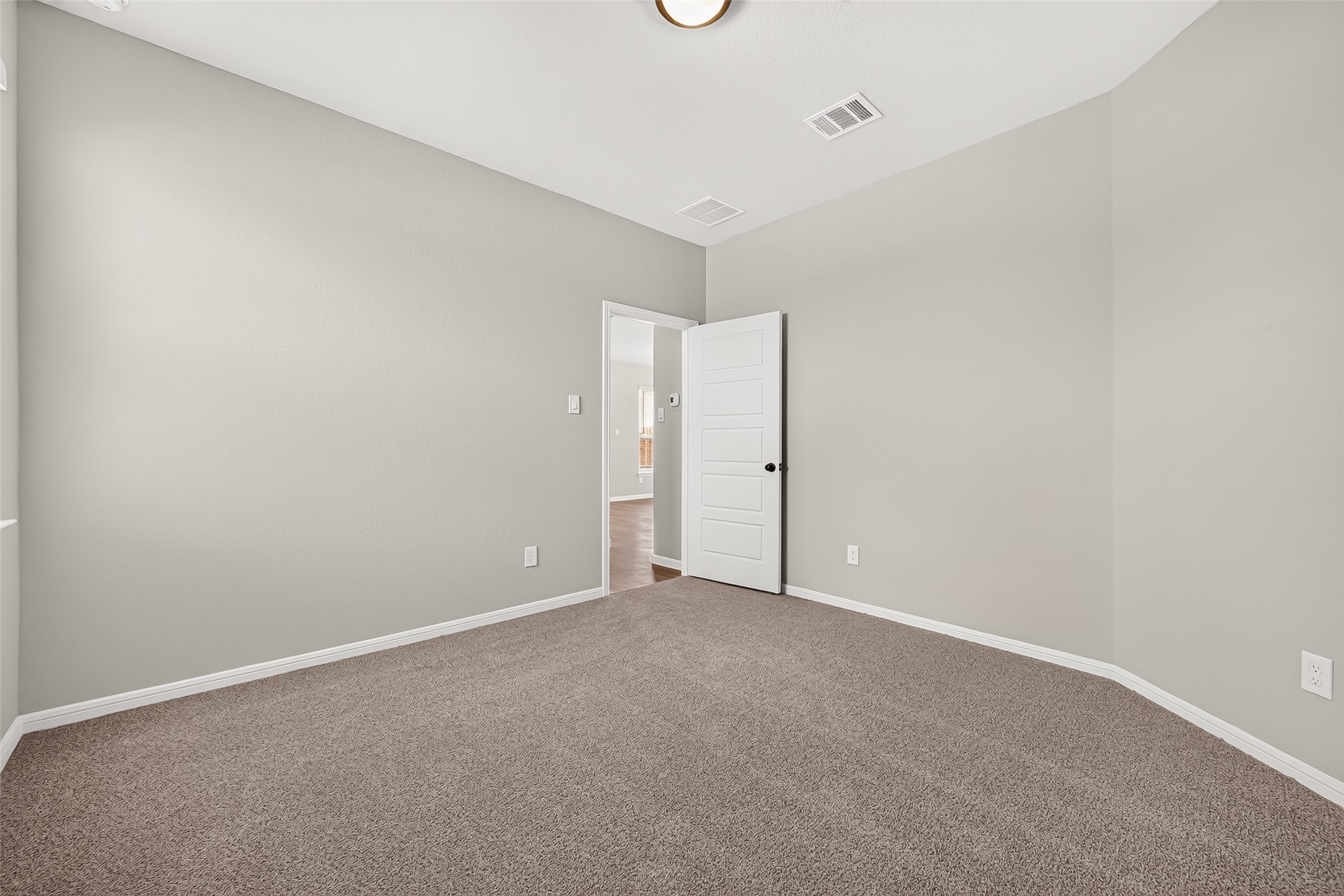 437 San Sebastian Place Property Photo 21