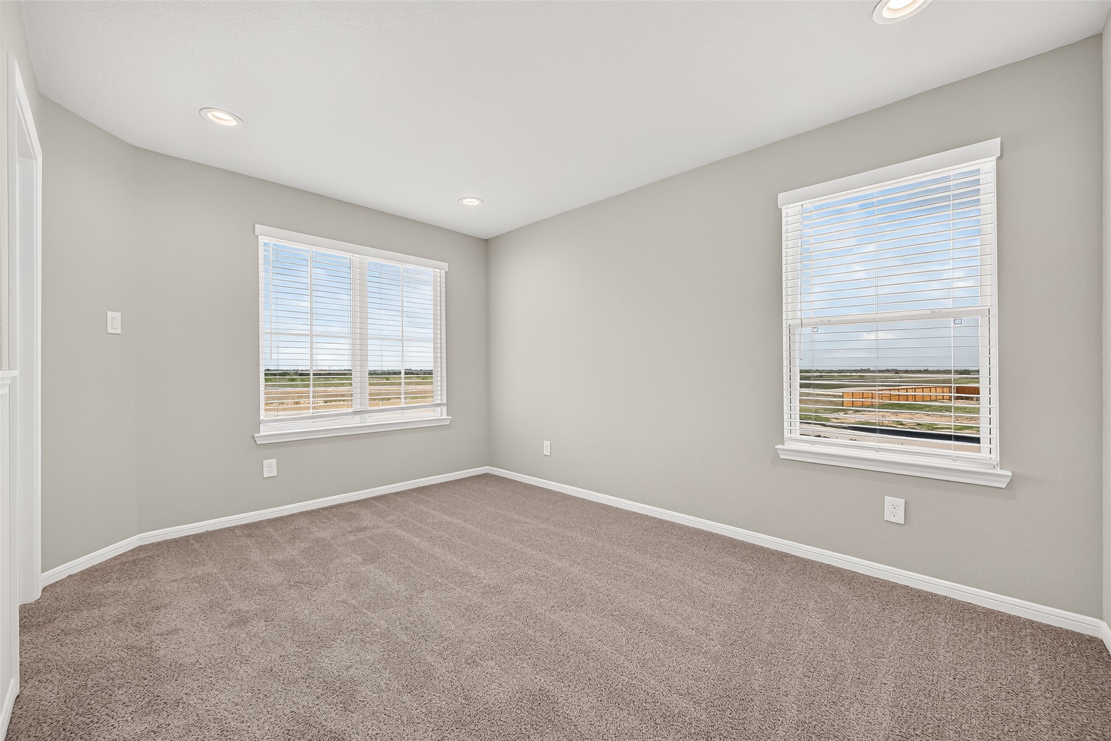 437 San Sebastian Place Property Photo 30