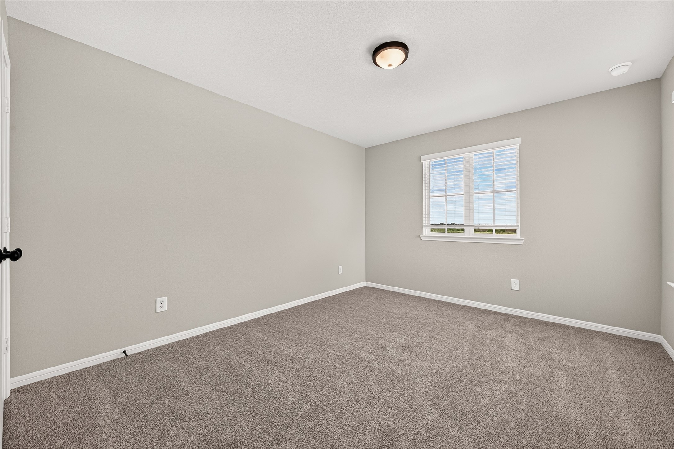 437 San Sebastian Place Property Photo 33