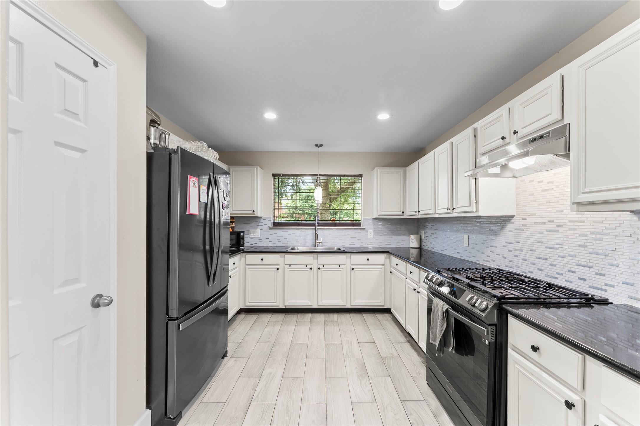 19111 Deep South Ct Property Photo 11