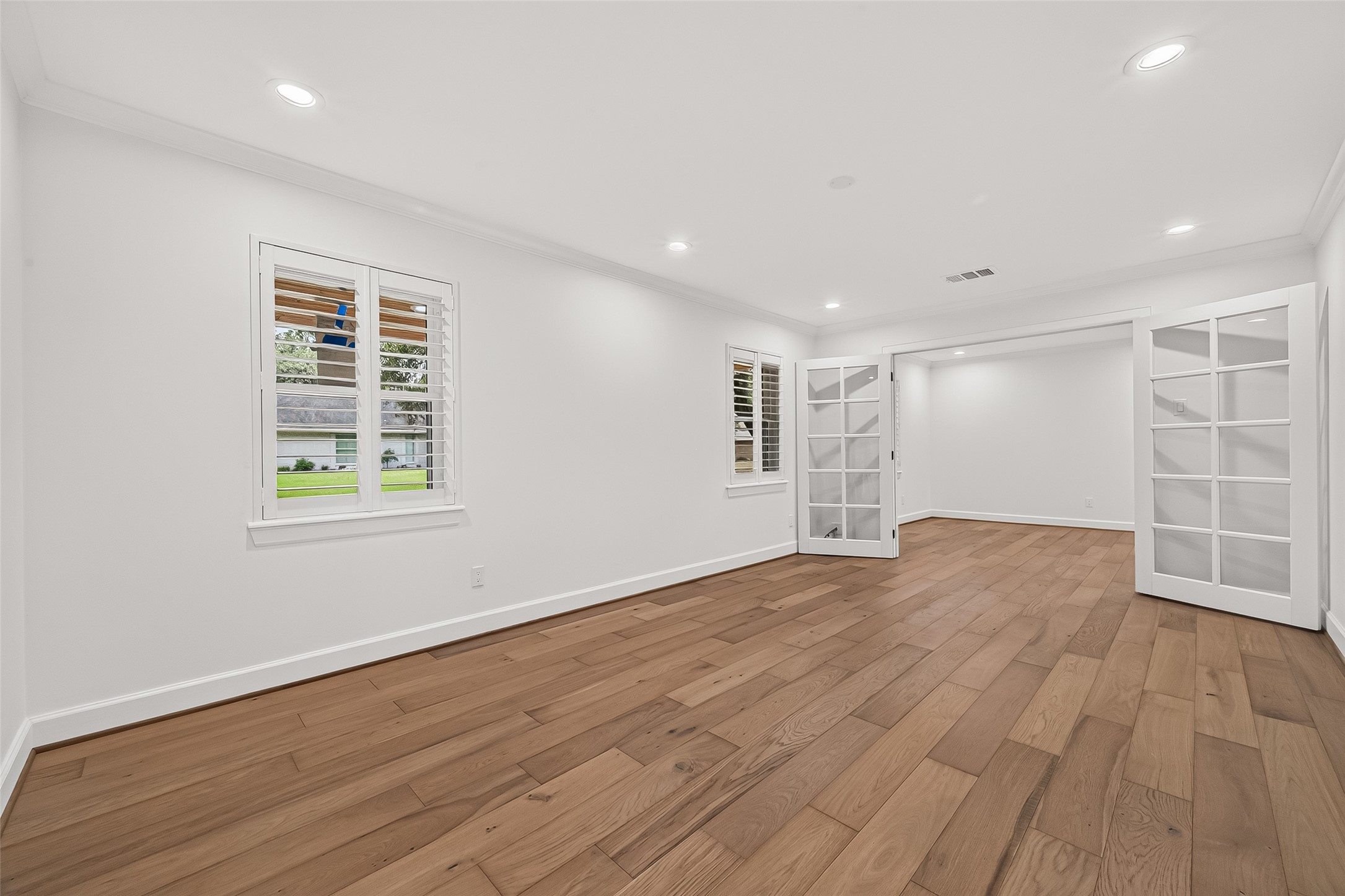 11322 Oak Spring Drive E Property Photo 7