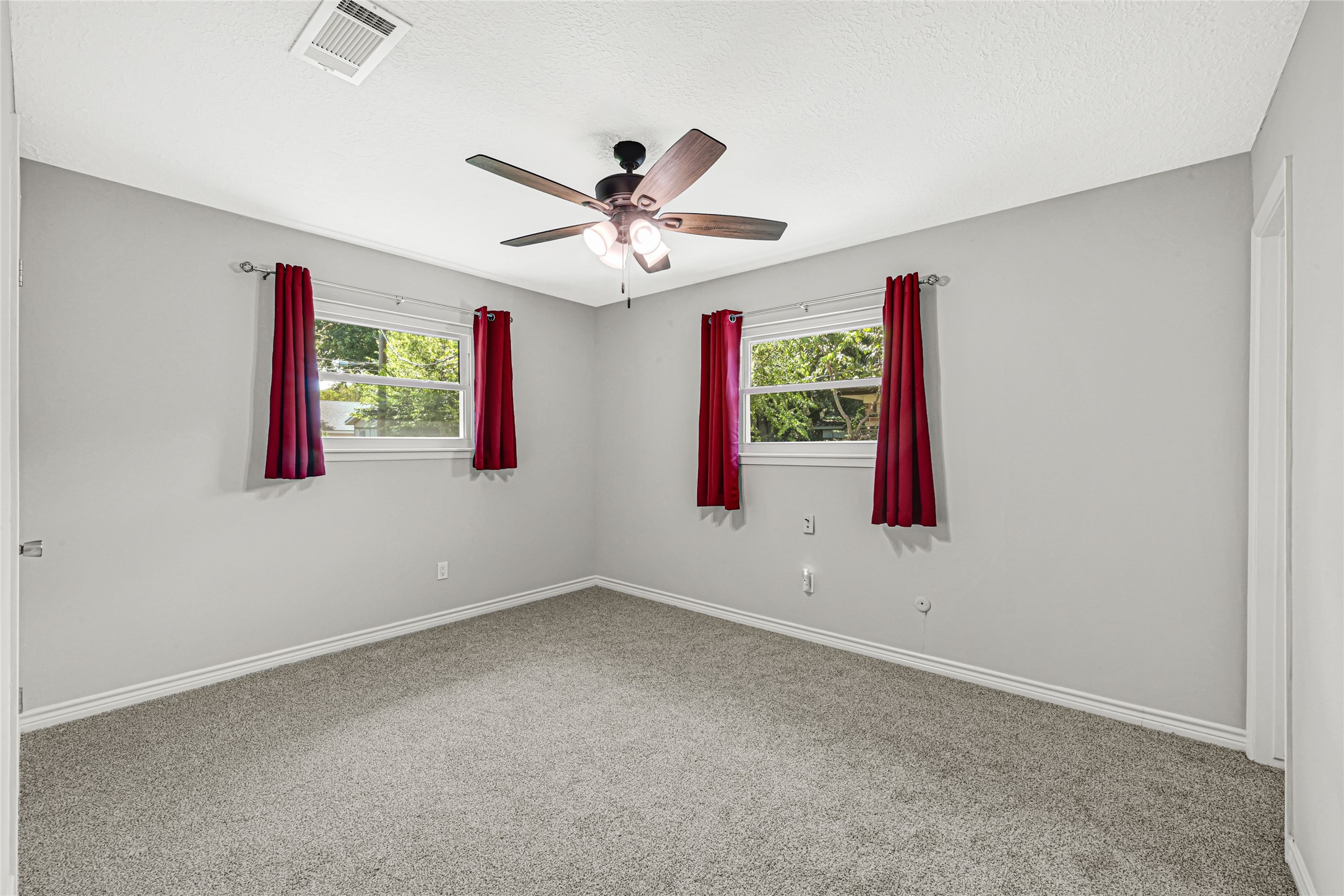 2509 Pearland Avenue Property Photo 14
