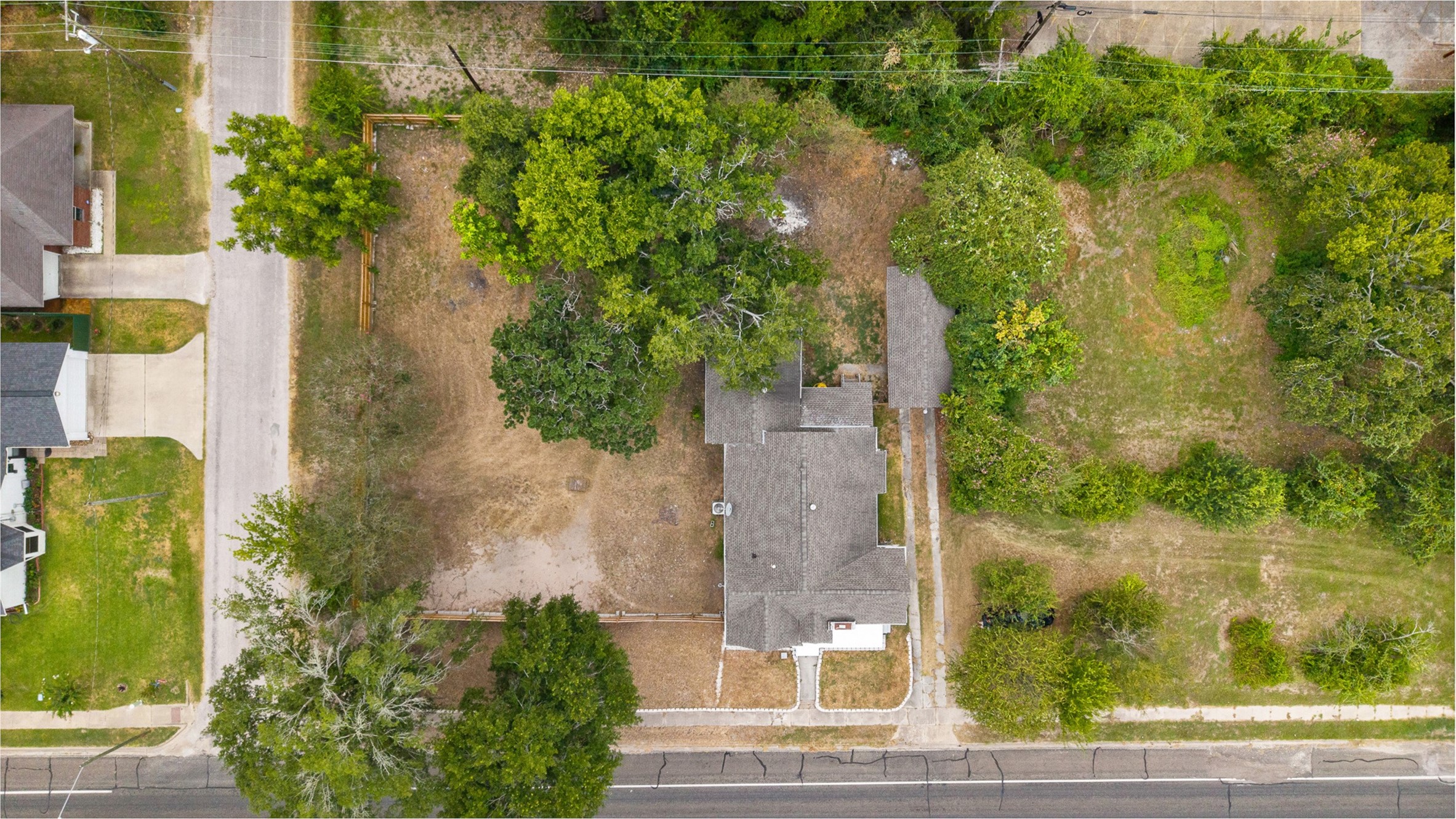 335 N Robb Street Property Photo 28