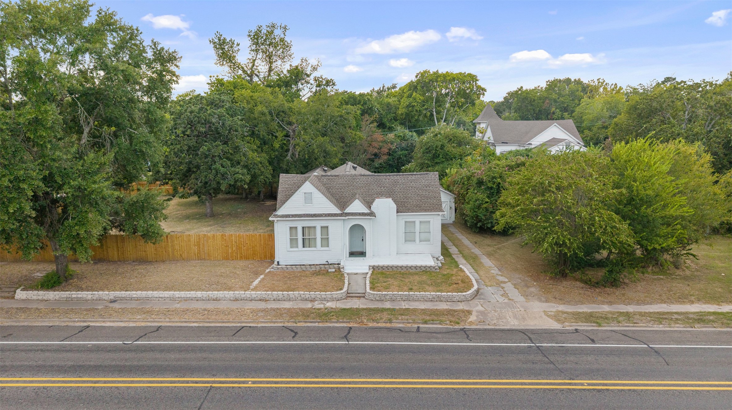 335 N Robb Street Property Photo 31