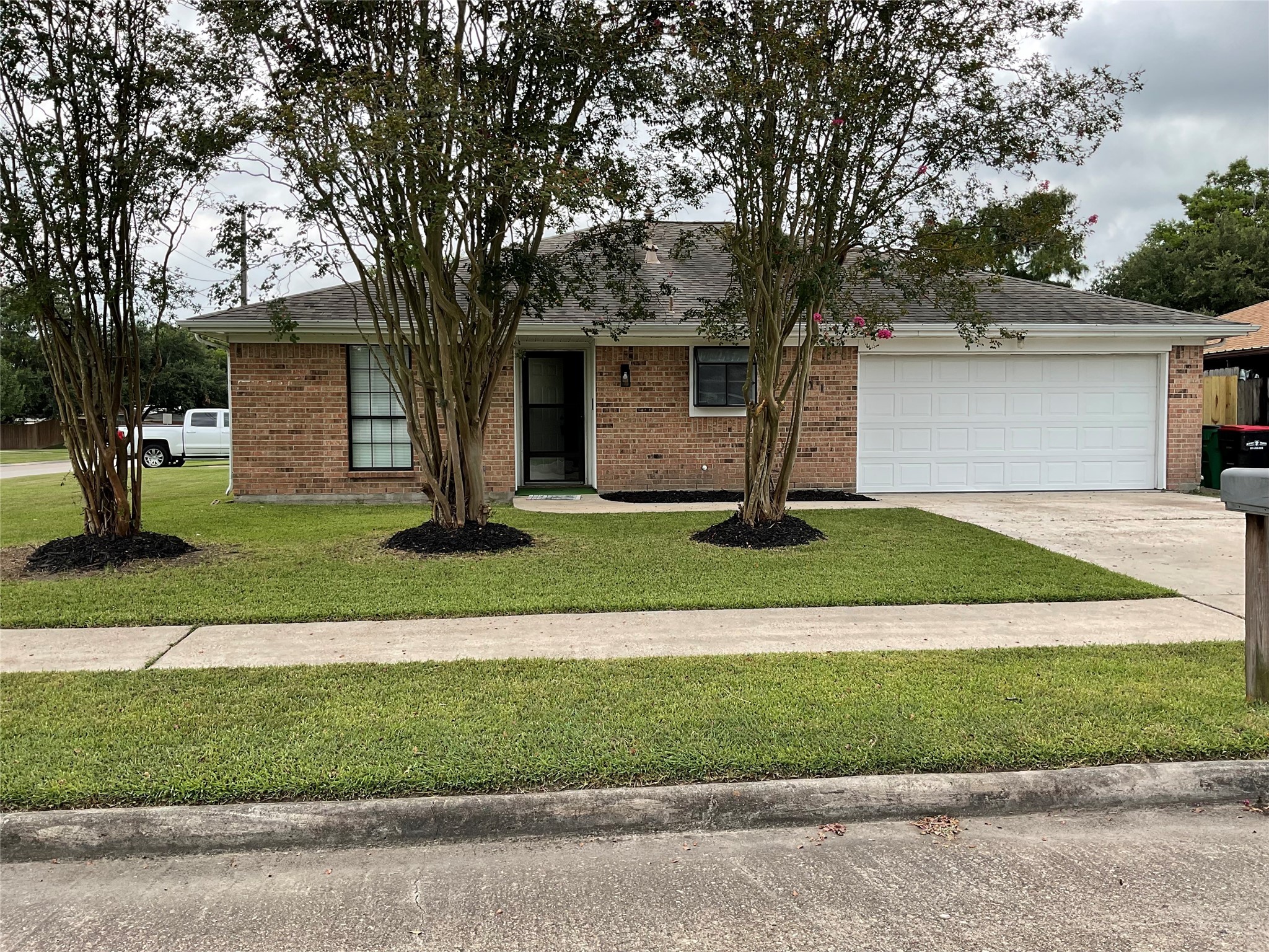 1211 Judy Lane Property Photo 1