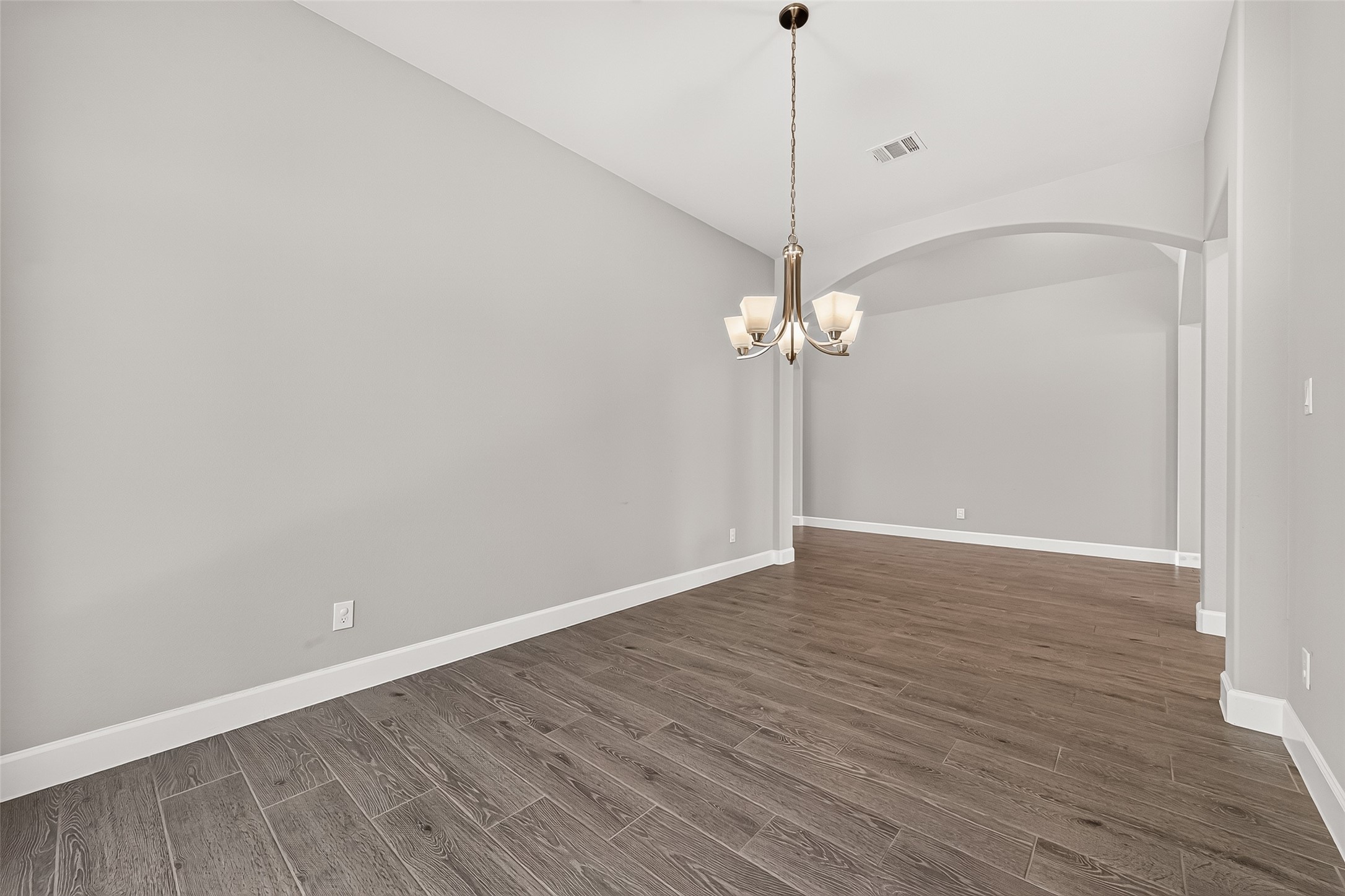 10735 Lacaille Lane Property Photo 11