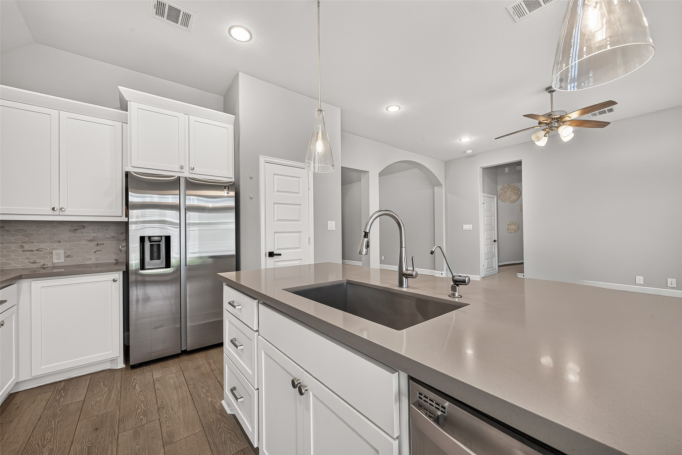 10735 Lacaille Lane Property Photo 18