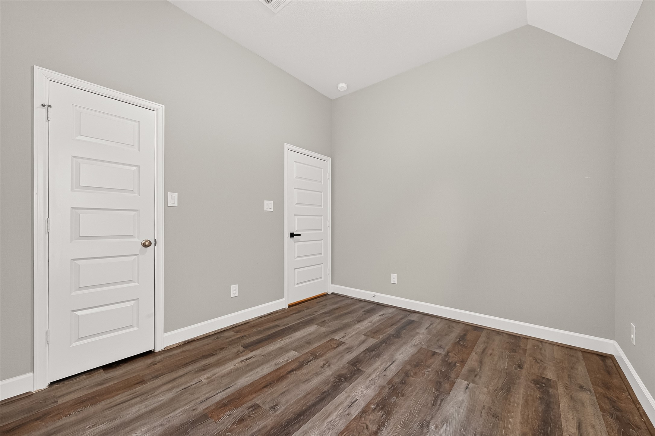10735 Lacaille Lane Property Photo 37