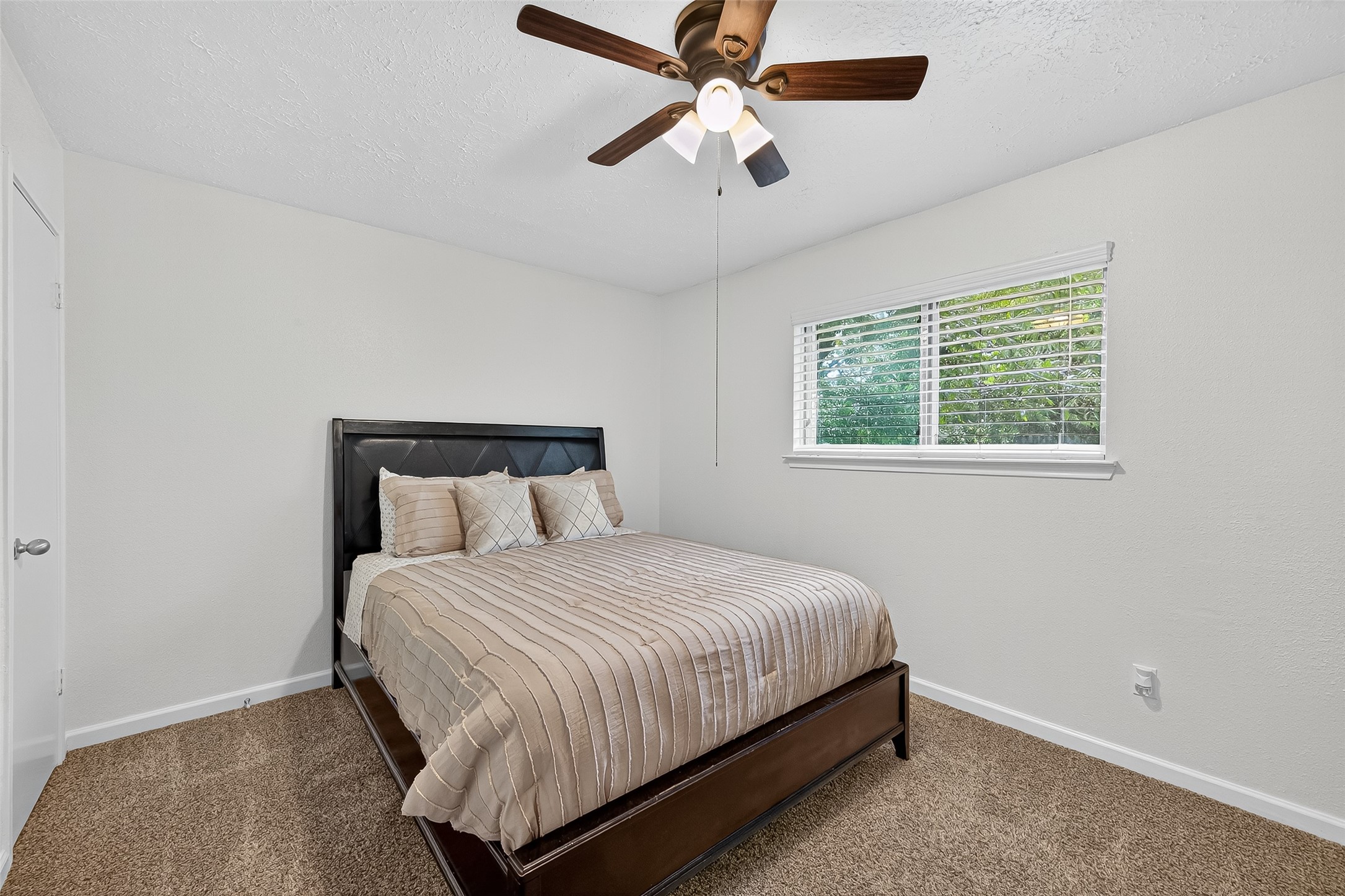 5323 Windsong Trail Property Photo 21