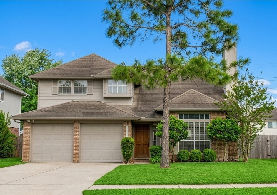 14303 Oak Chase Drive Property Photo 1