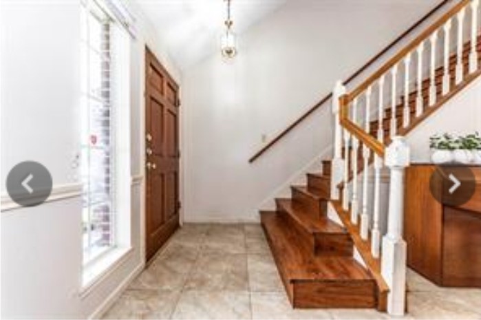 14303 Oak Chase Drive Property Photo 2