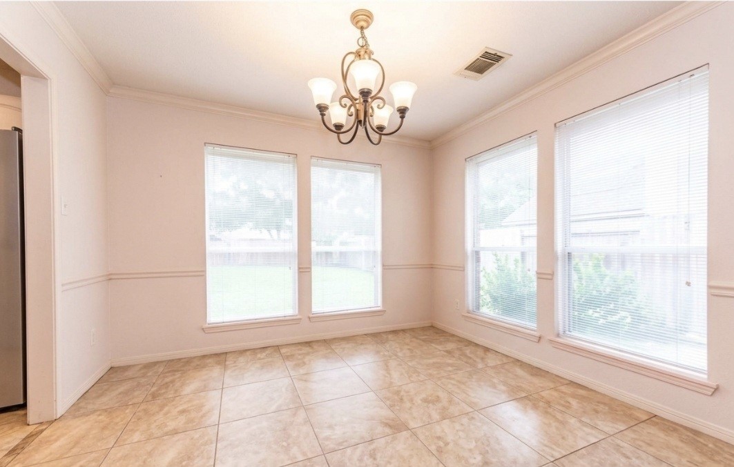 14303 Oak Chase Drive Property Photo 5