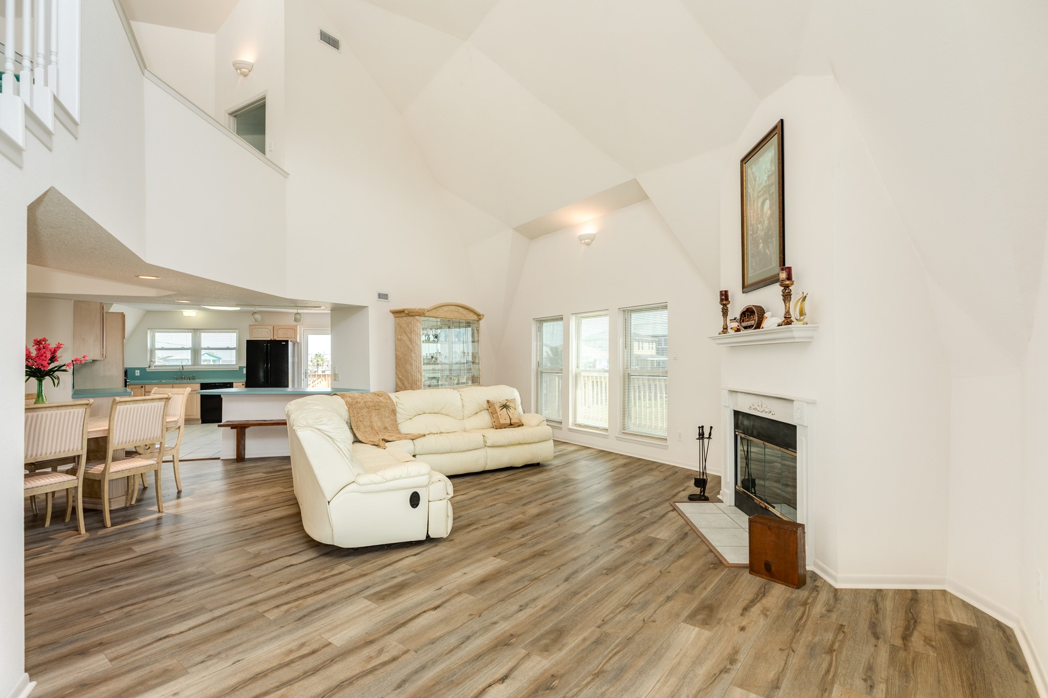 810 Surf Drive Property Photo 15