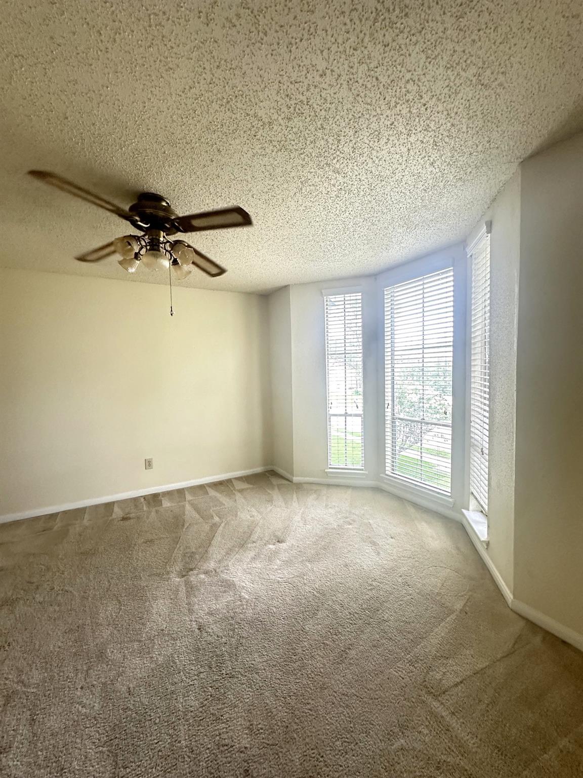 14702 Rancho Vista Drive Property Photo 14