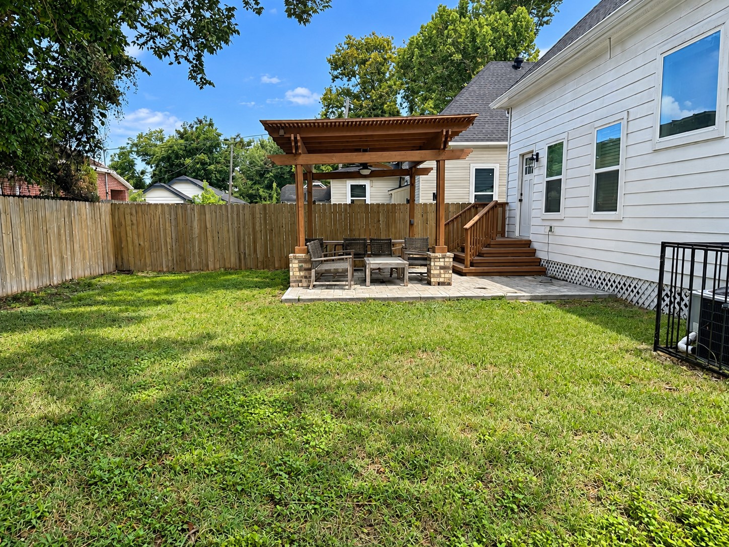 1619 Terry Street Property Photo 13