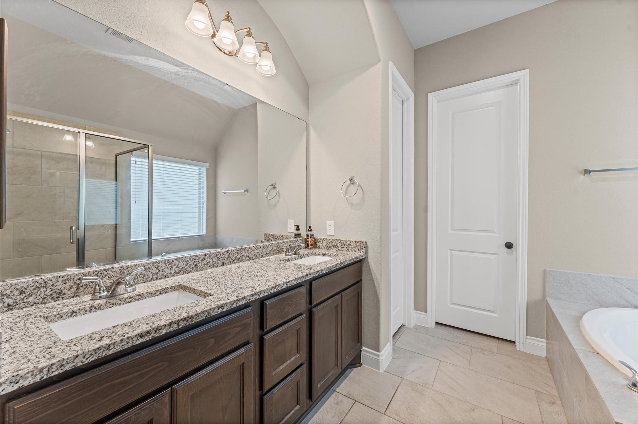18226 Dalyell Drive Property Photo 23