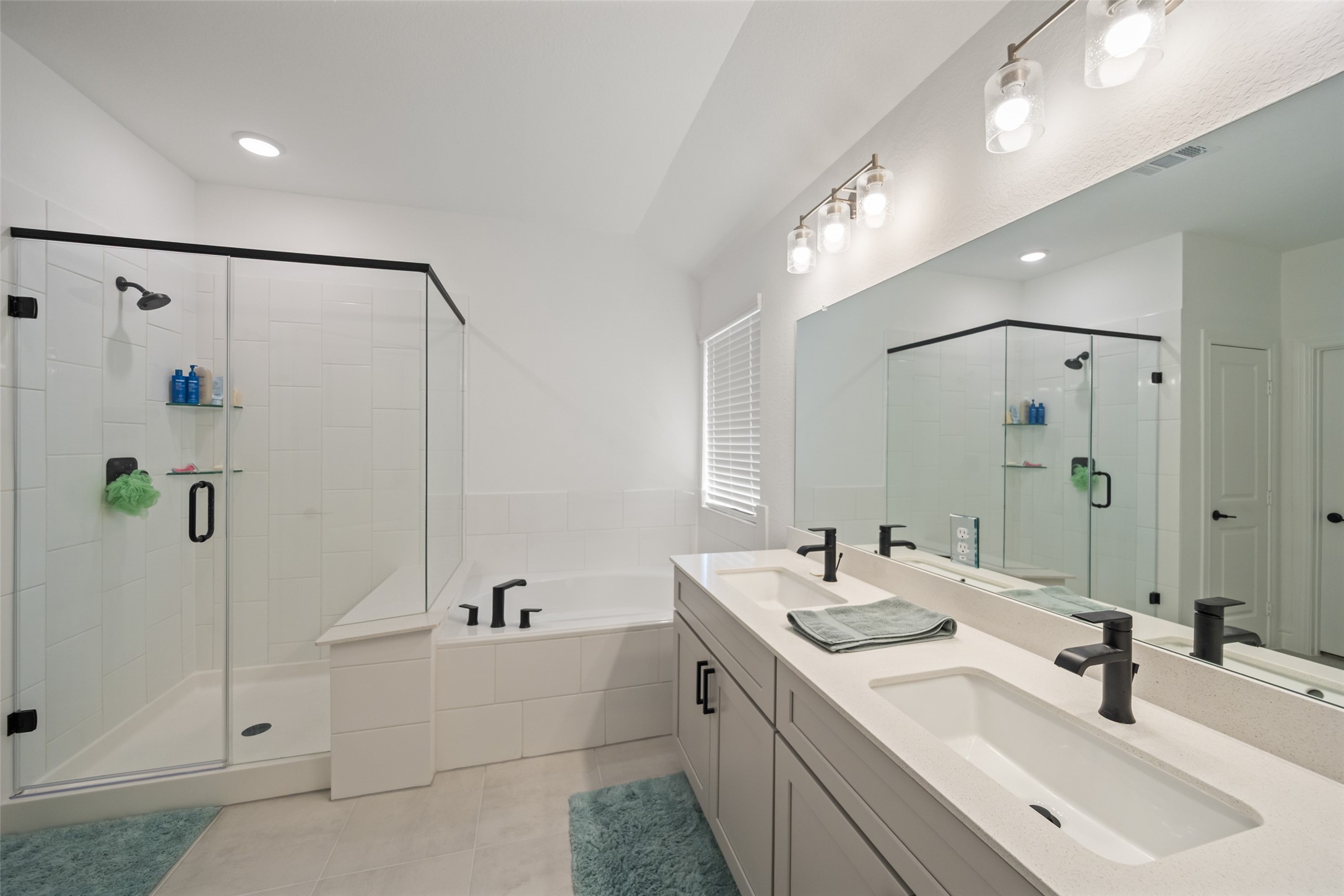 14506 Clementine Hall Drive Property Photo 11