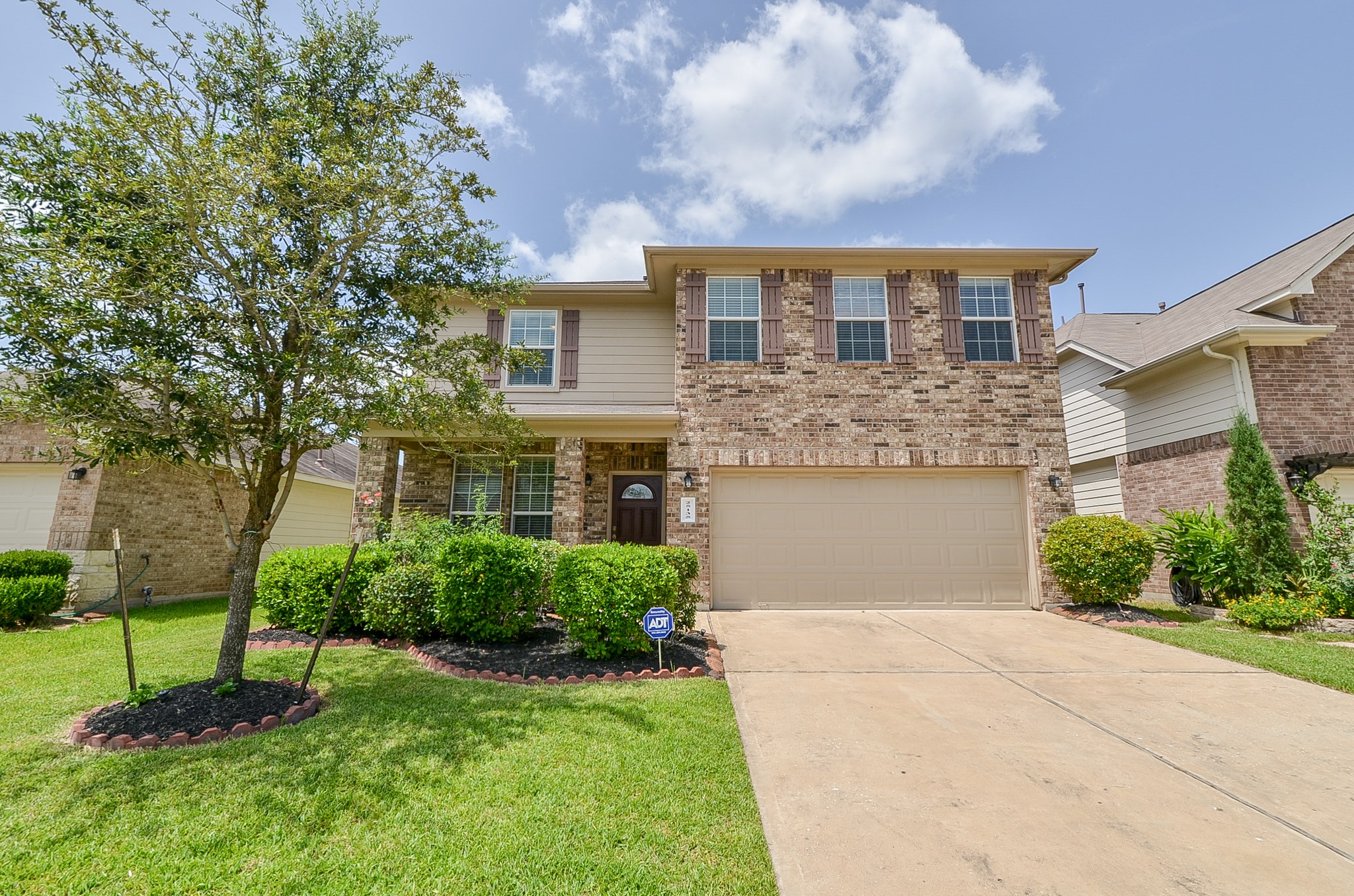 25135 Ginger Ranch Drive Property Photo 1