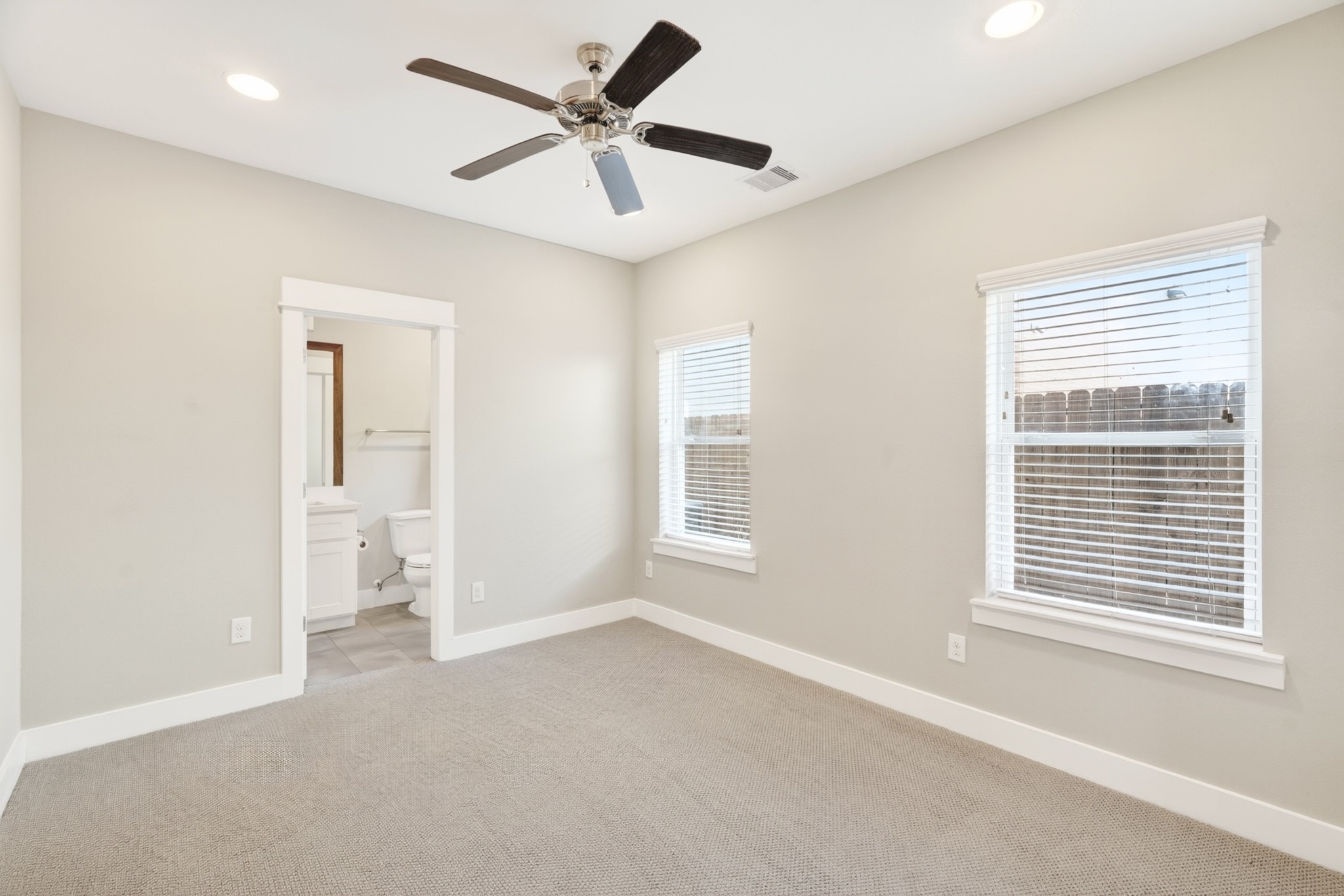 2014 Saint Charles Street Property Photo 12