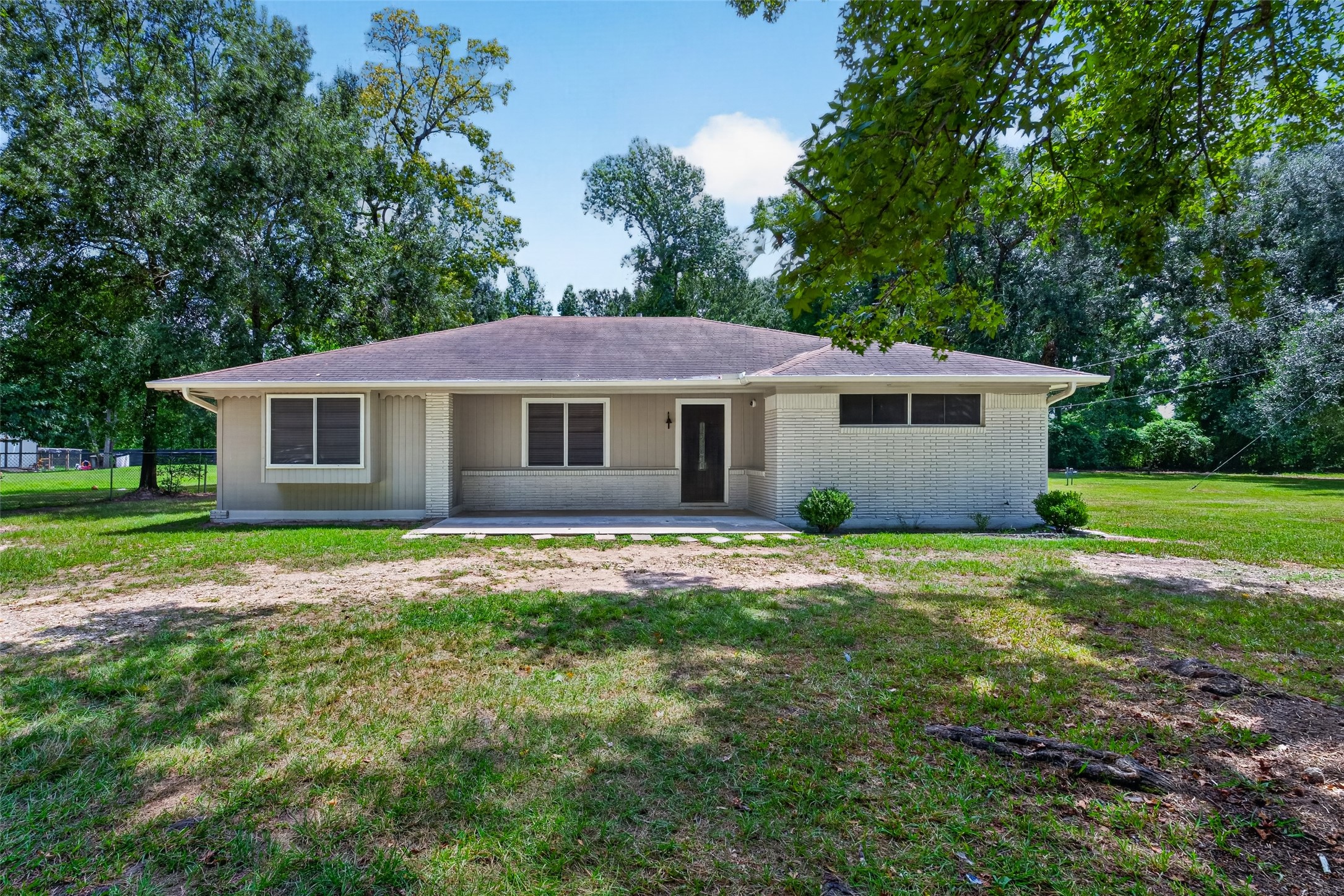 23361 Andrew Lane Property Photo 1