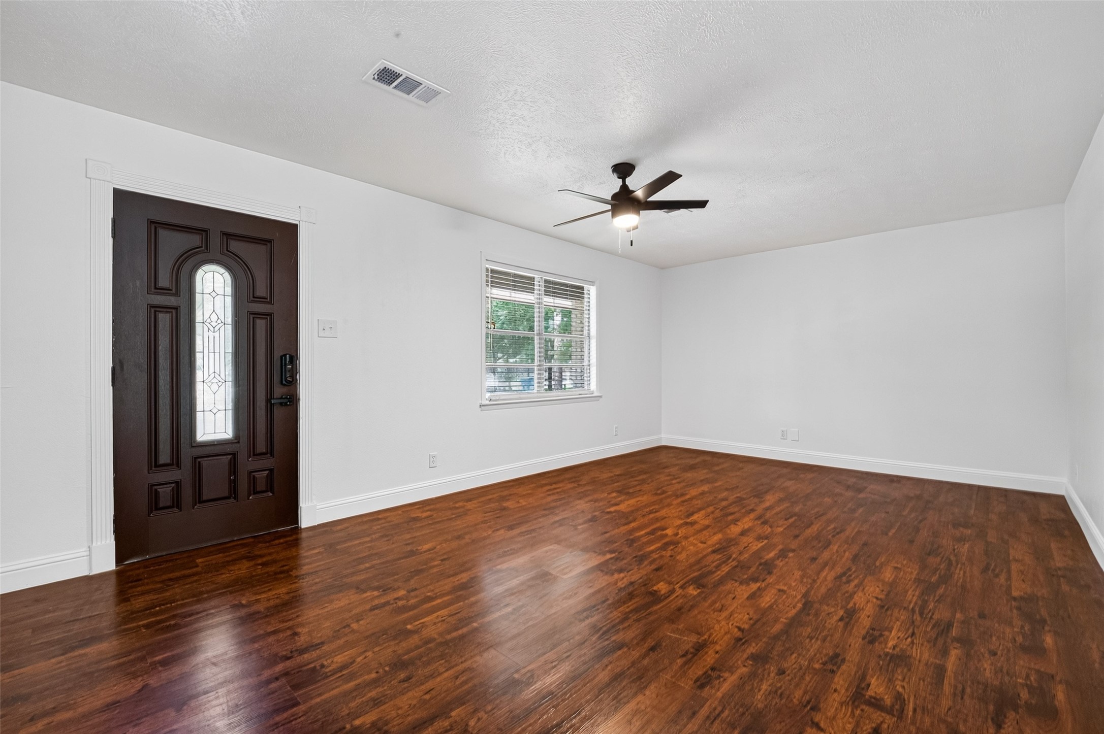 23361 Andrew Lane Property Photo 6