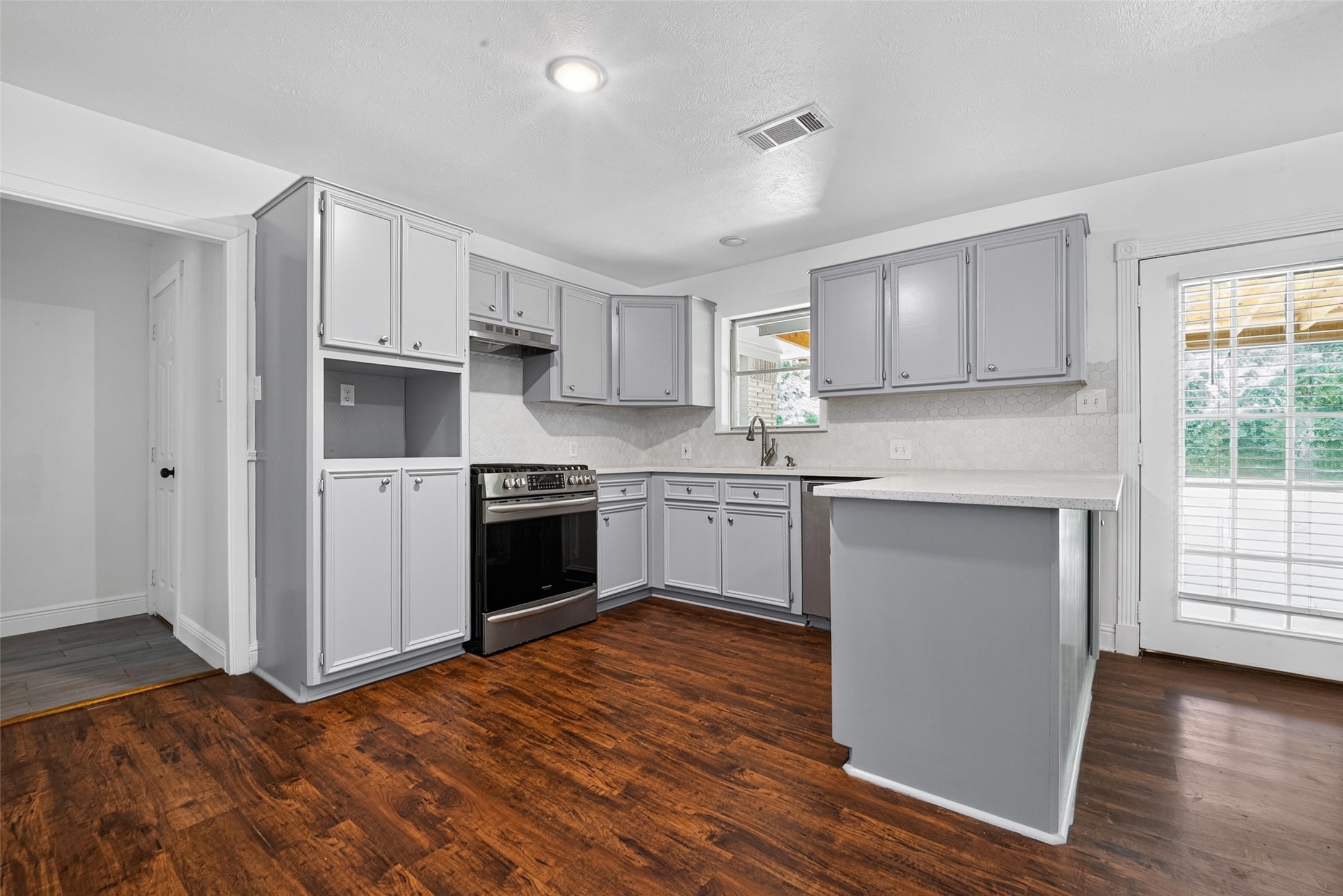 23361 Andrew Lane Property Photo 13