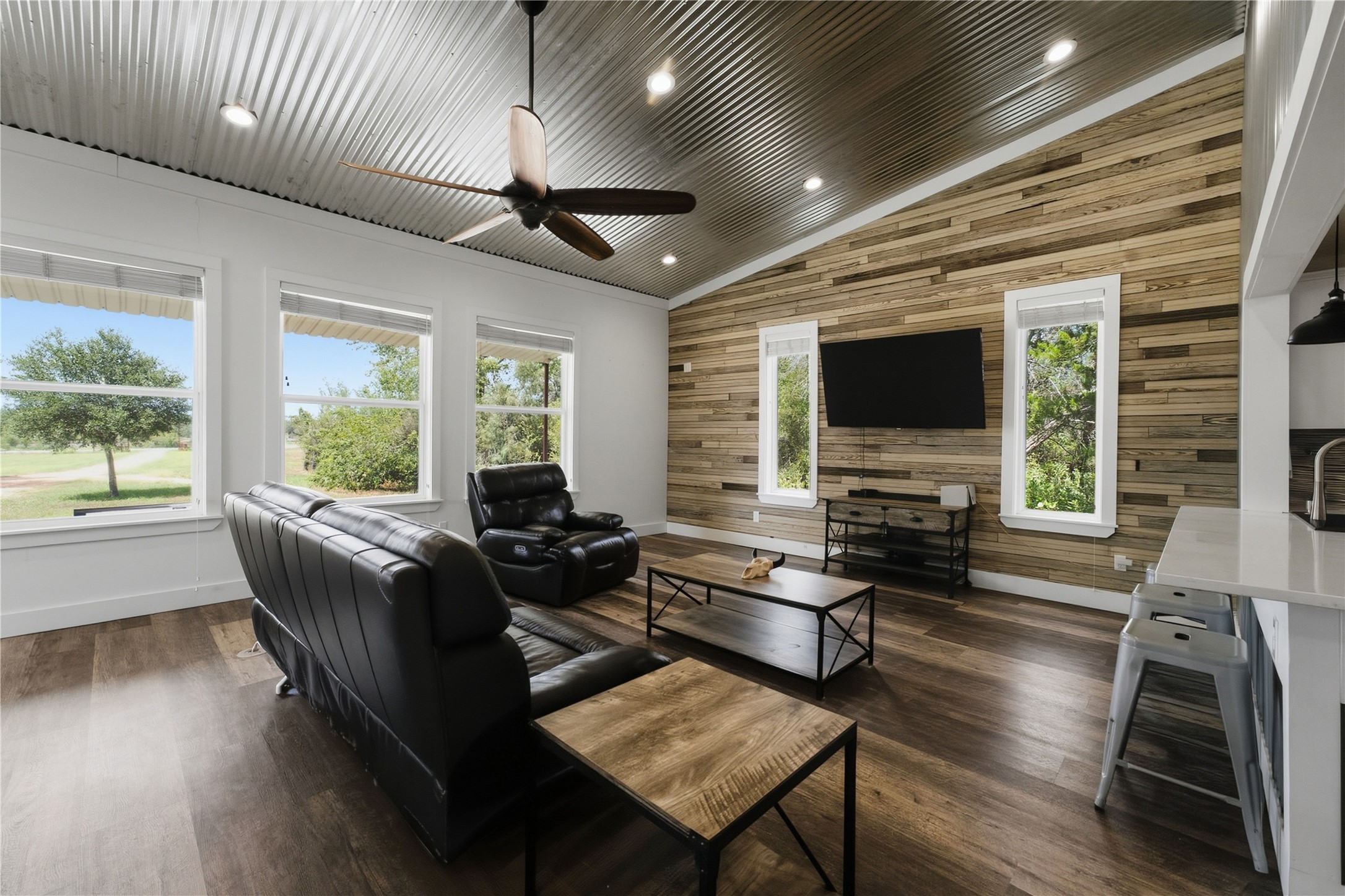 1730 Fm 448 Property Photo 4