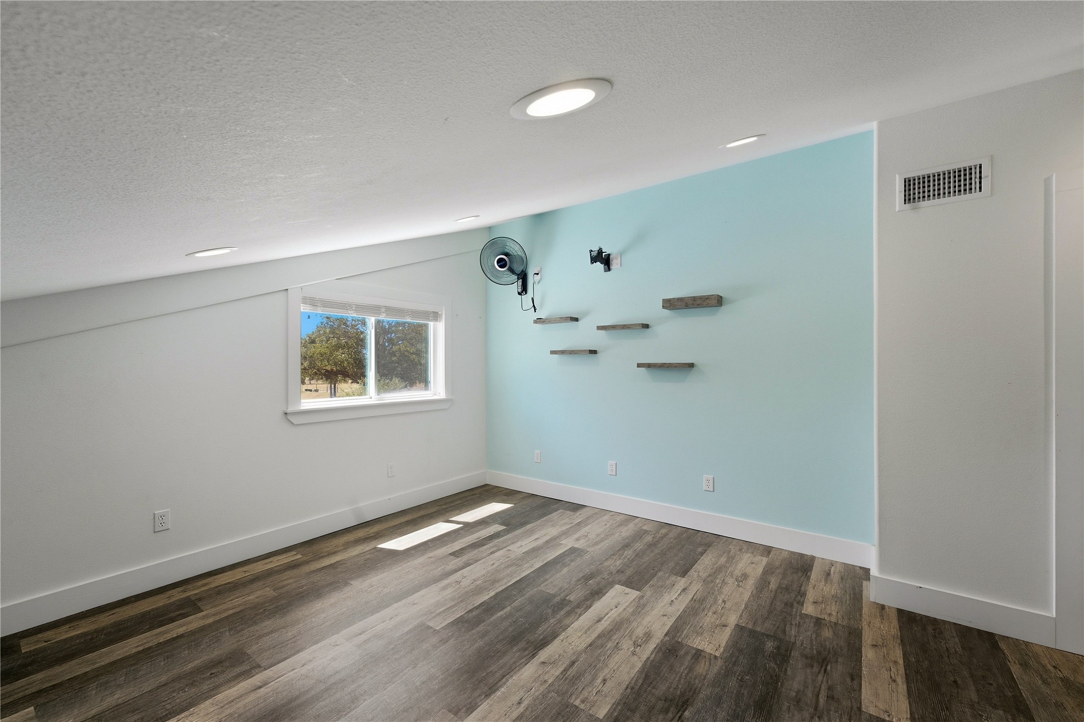 1730 Fm 448 Property Photo 14