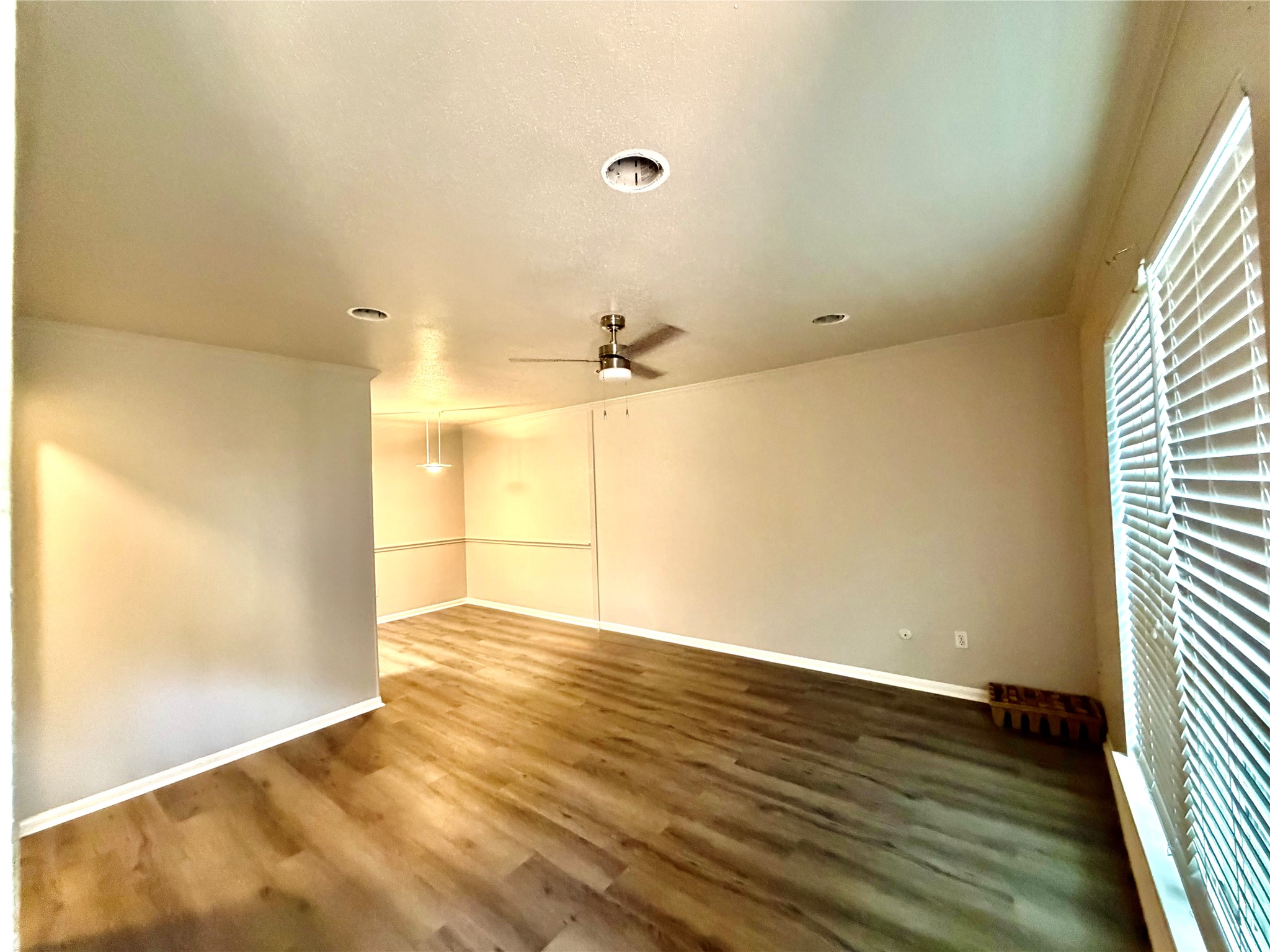 8801 Hammerly Boulevard 1505 Property Photo 4