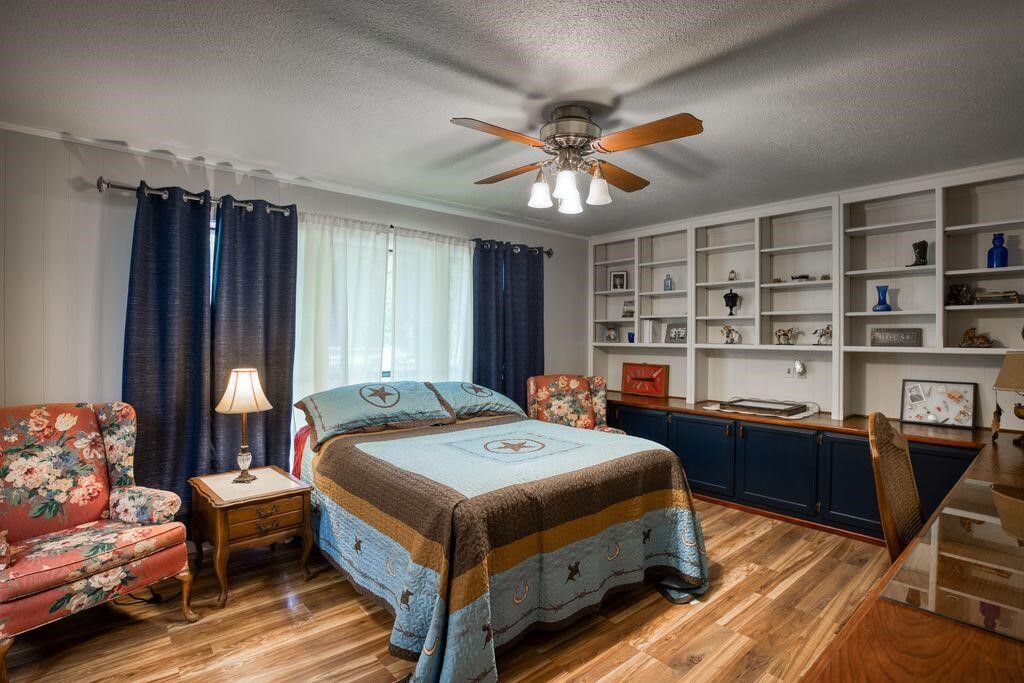 17657 Fm 2022 N Property Photo 12