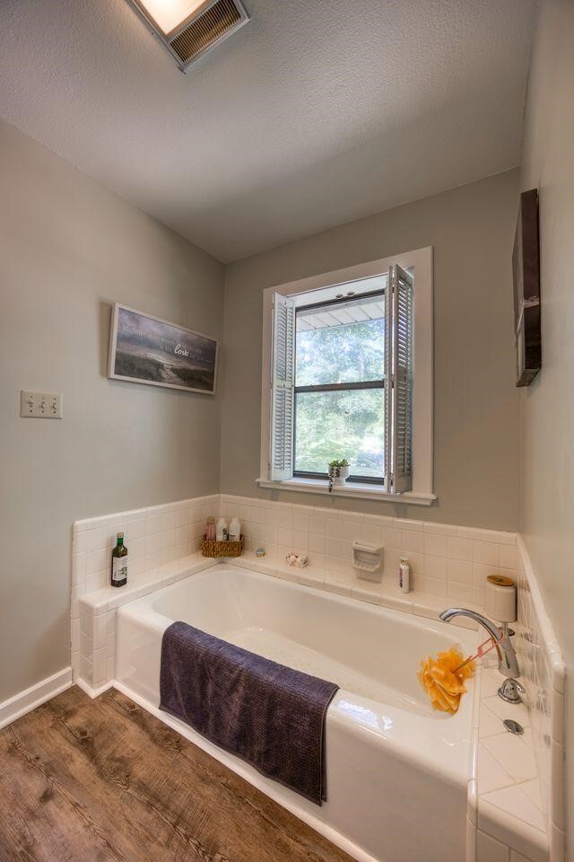 17657 Fm 2022 N Property Photo 17