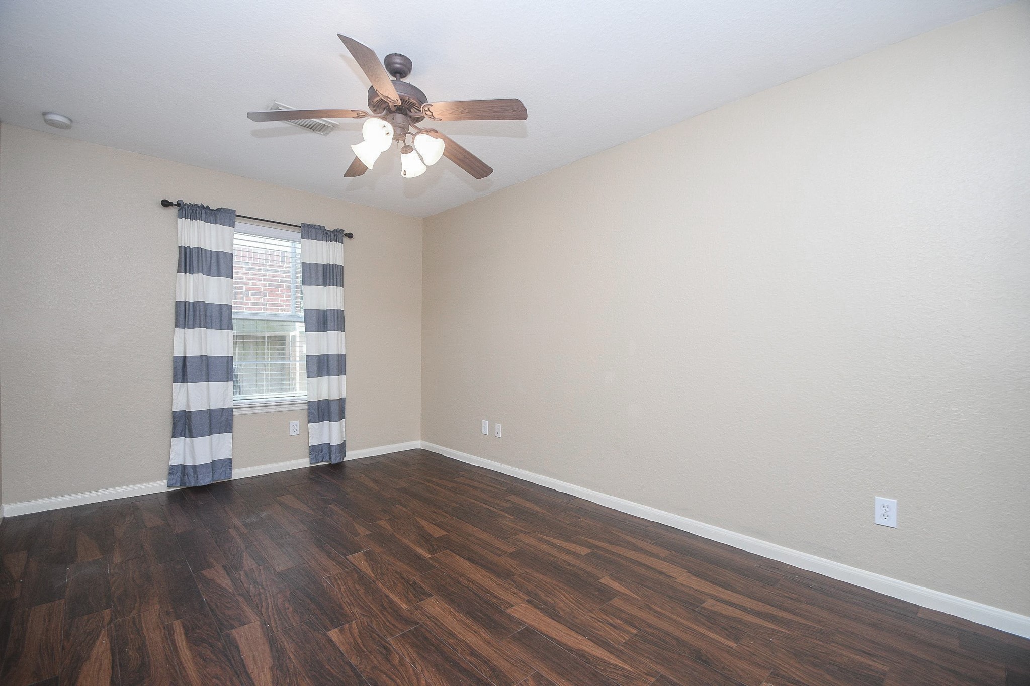 6006 Lamb Creek Property Photo 10