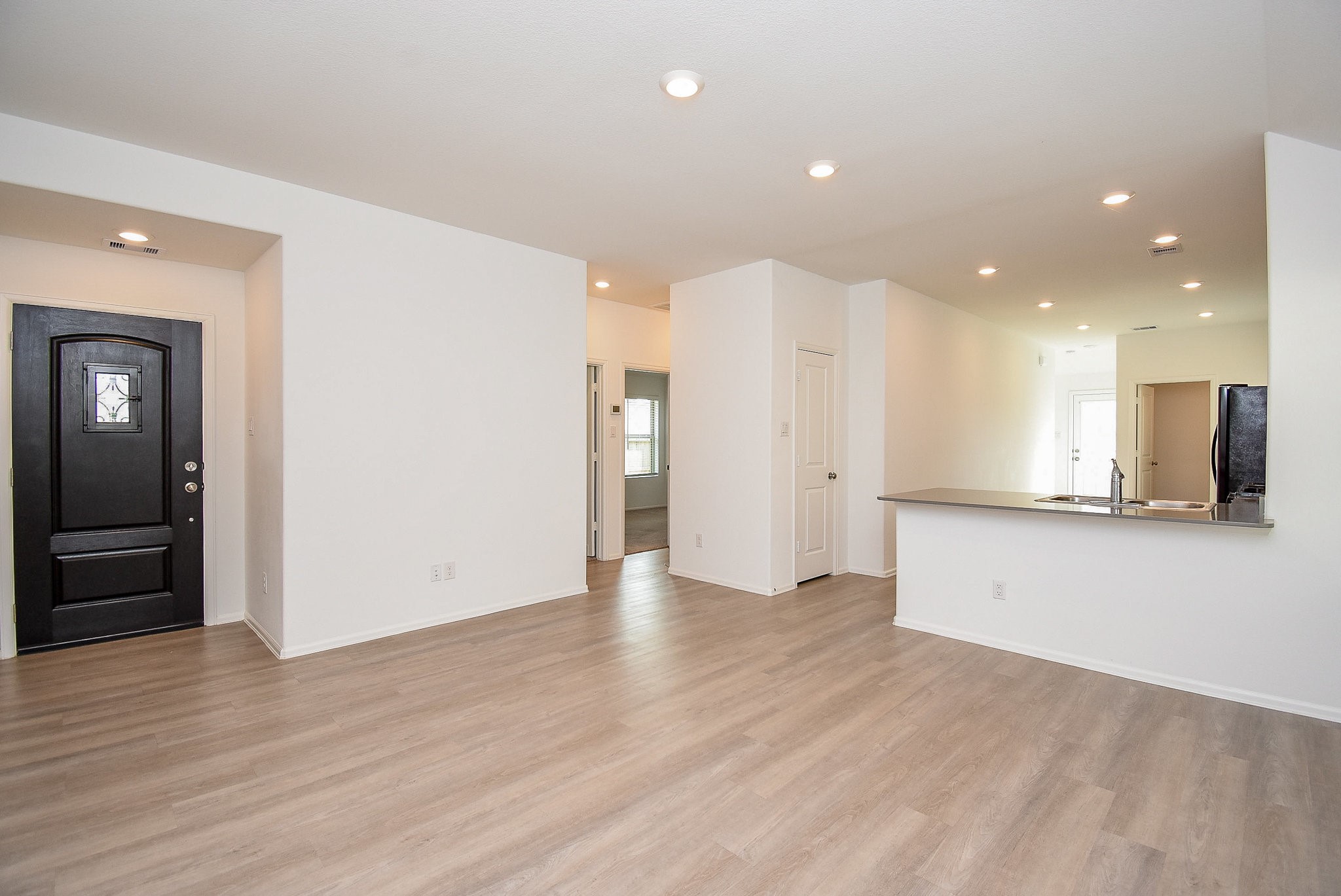 18979 Buckley Oak Drive Property Photo 4
