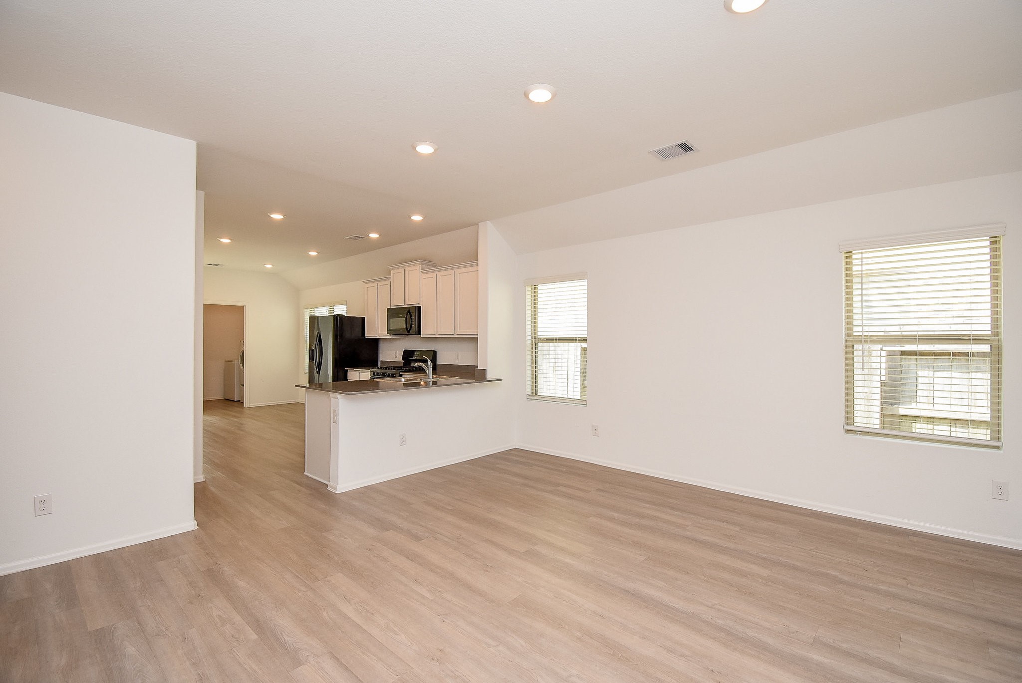 18979 Buckley Oak Drive Property Photo 5