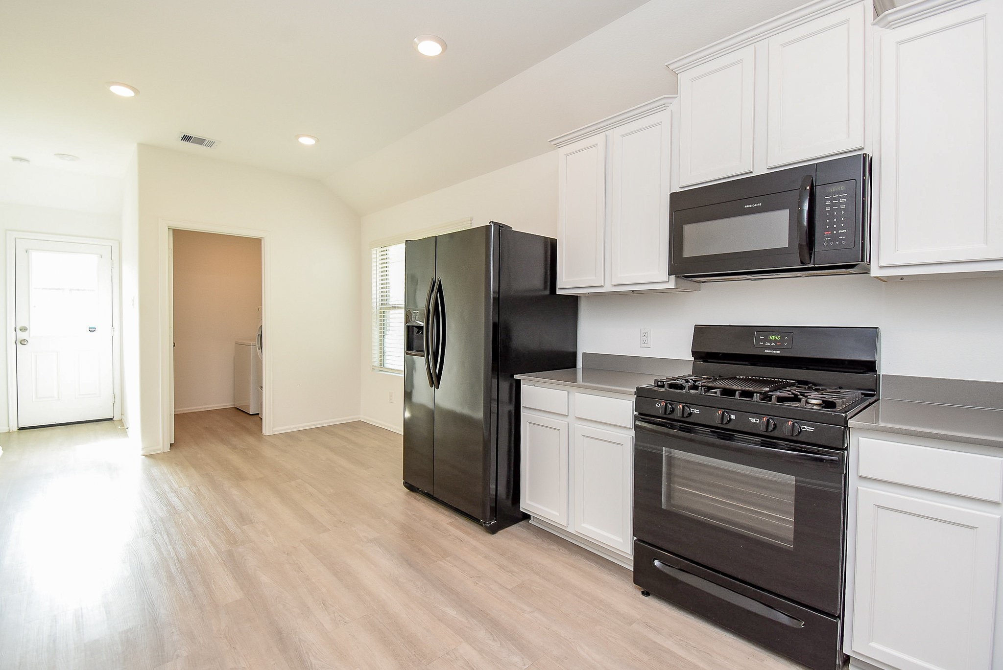 18979 Buckley Oak Drive Property Photo 8
