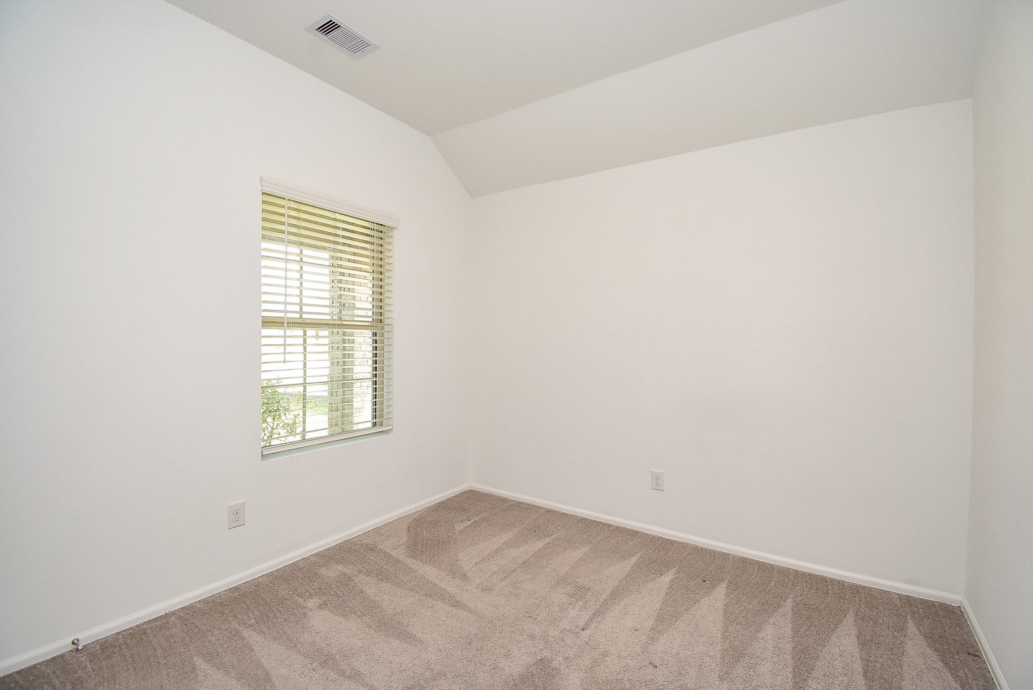 18979 Buckley Oak Drive Property Photo 14
