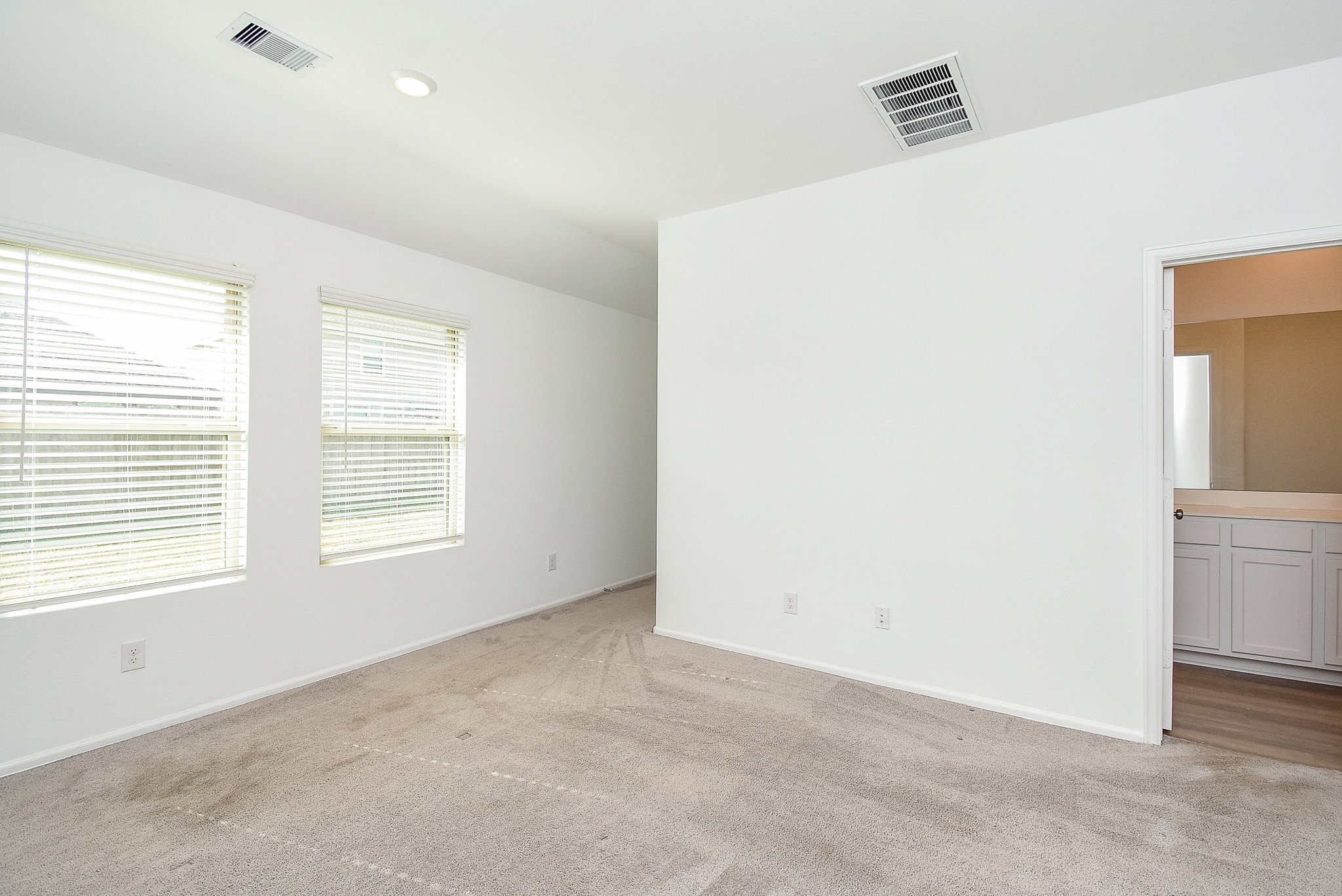 18979 Buckley Oak Drive Property Photo 15