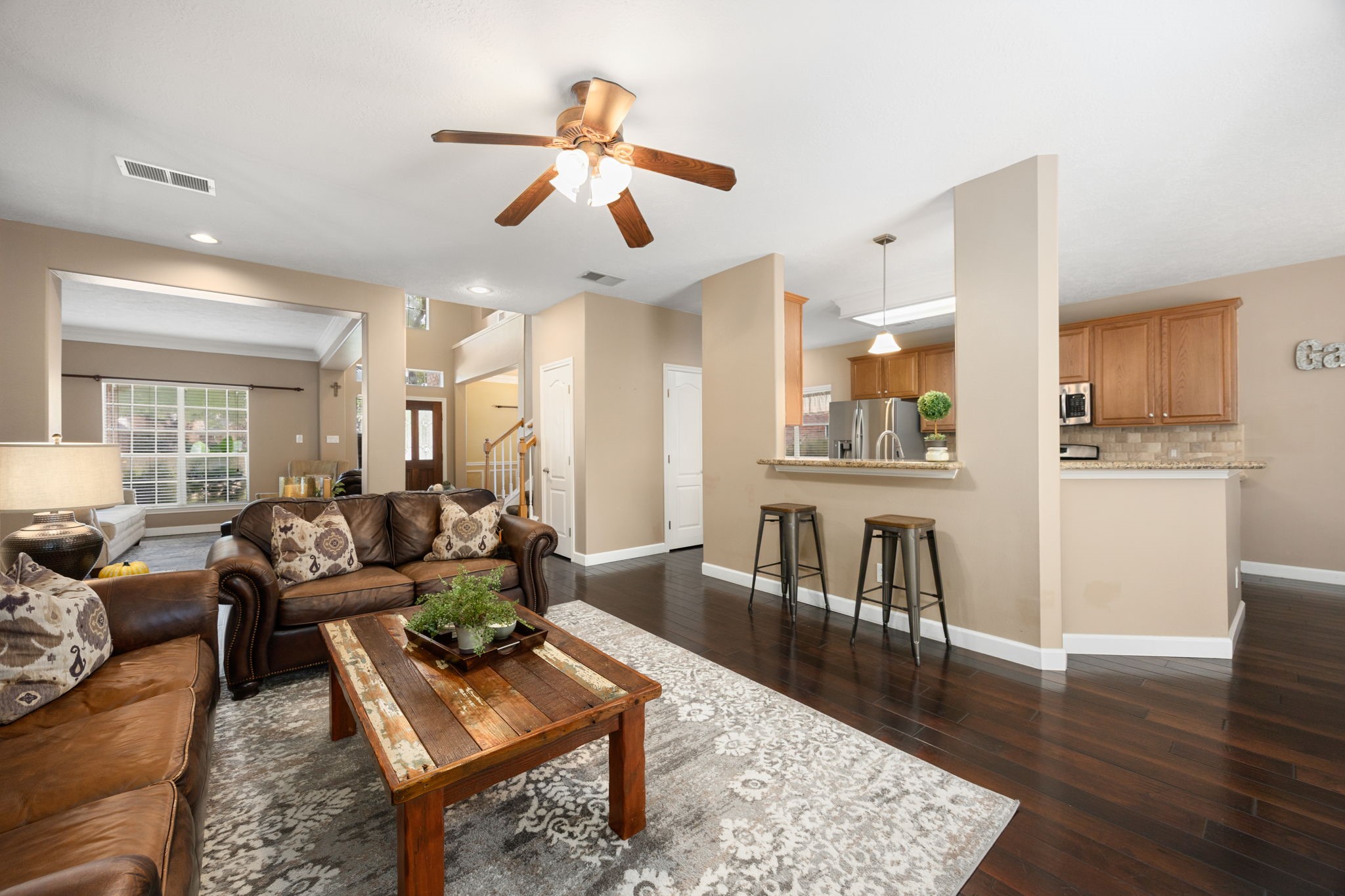 1427 Queens Bay Drive Property Photo 4
